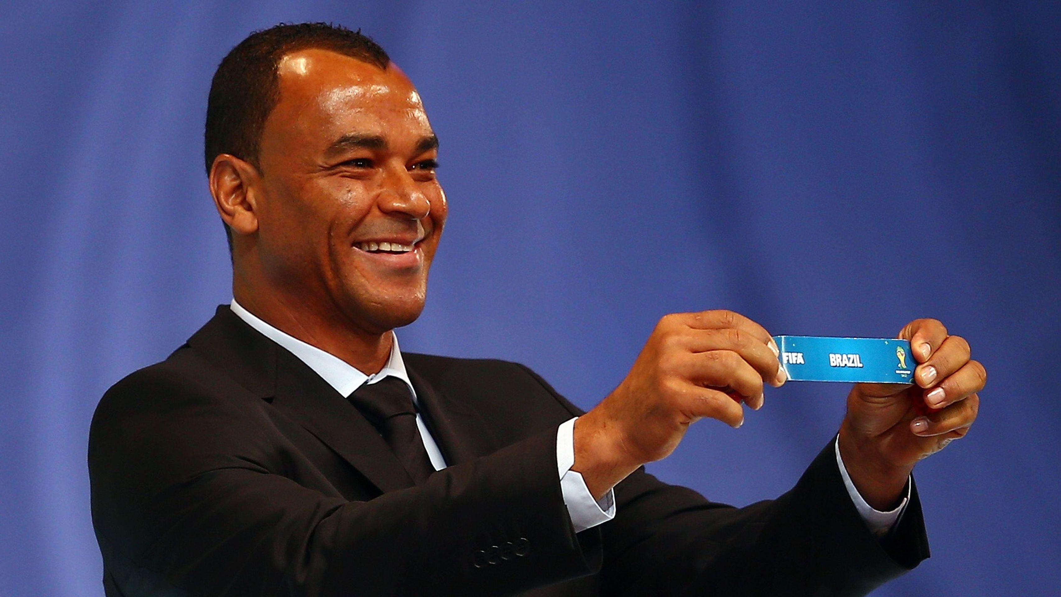 Cafu losuje mistrovství světa - GALERIE: Losování fotbalového mistrovství světa (10/10)