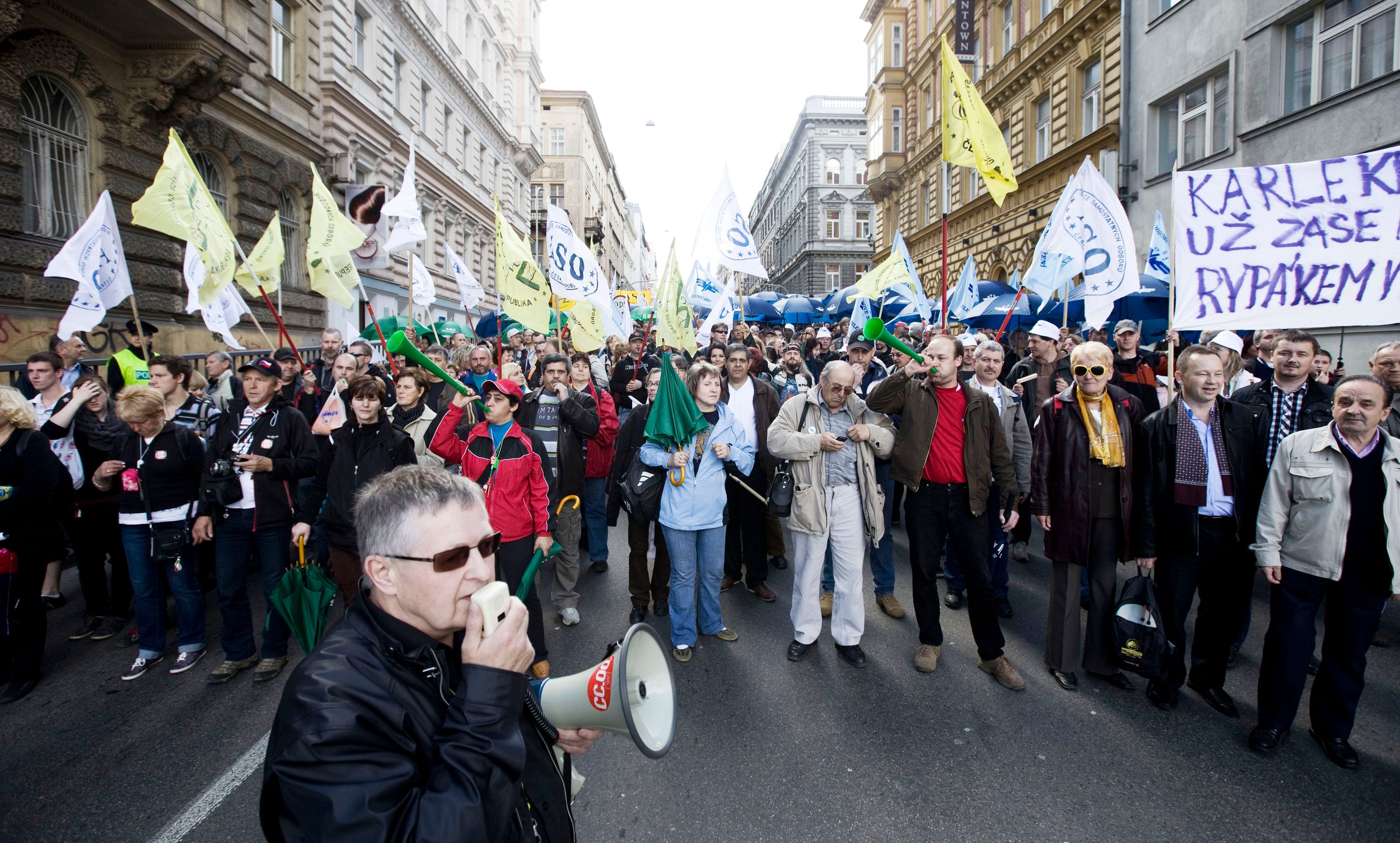 Demonstrace proti vládním reformám - 25 - Demonstrace proti vládním reformám (5/20)