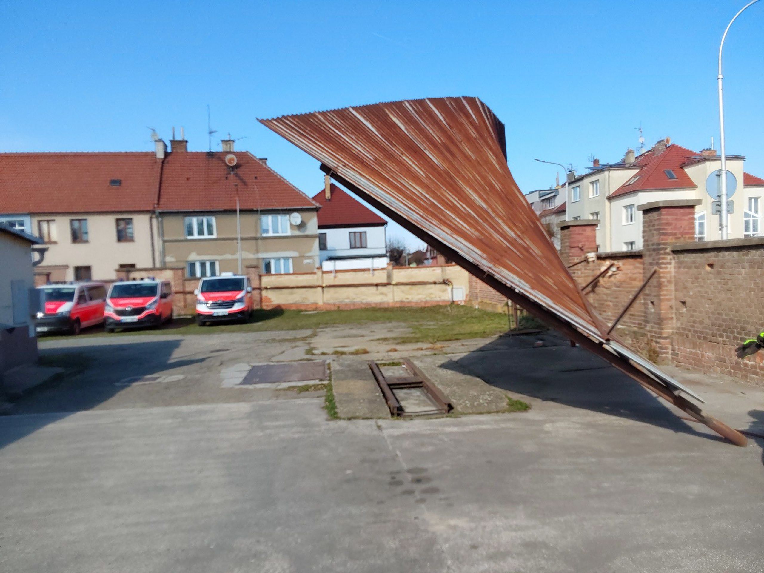 Zásah Hasičského záchranného sboru Olomouckého kraje - Zásahy hasičů kvůli silnému větru (16/25)