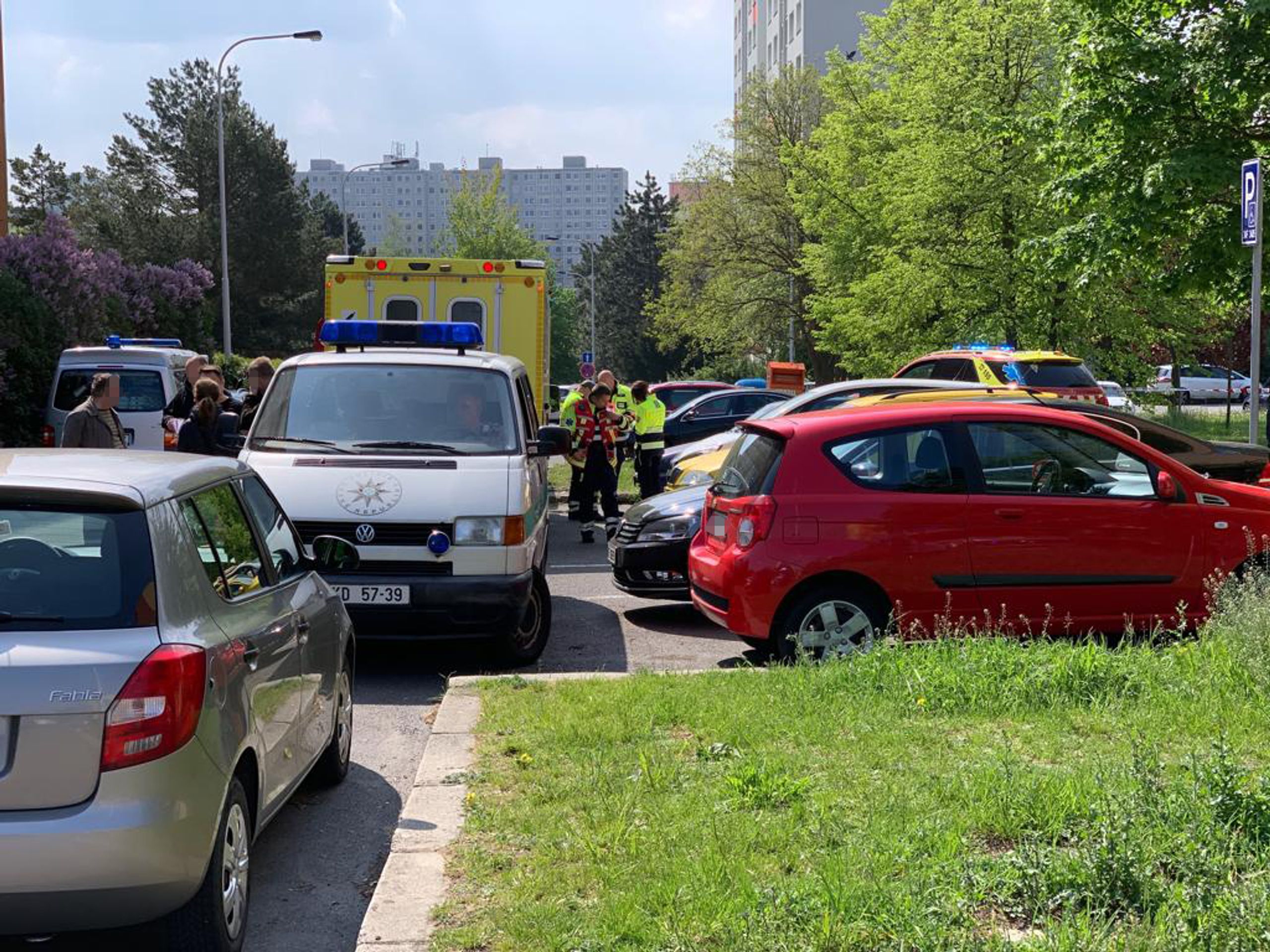 Nález těla ženy po požáru v pražském bytě - 3 - GALERIE: Nález těla ženy po požáru v pražském bytě (3/4)