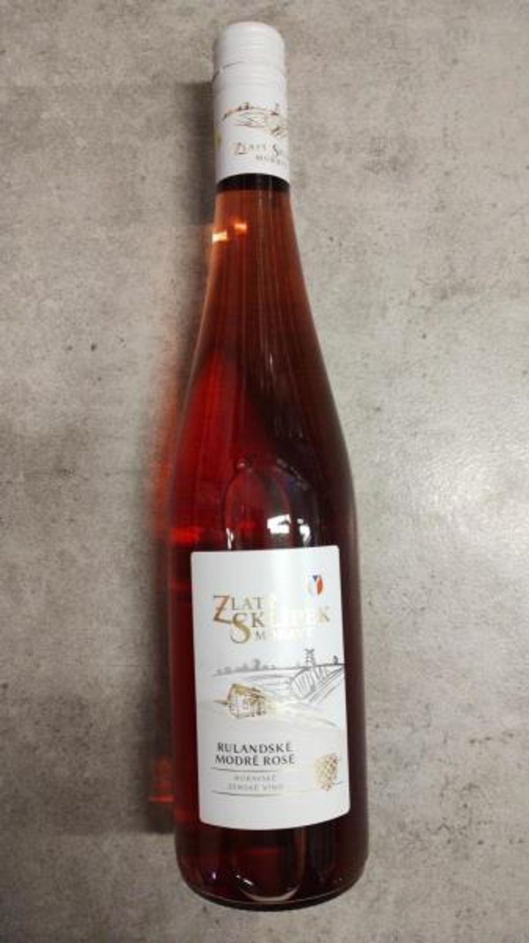 Závadné víno Rulandské modré rosé - Závadné potraviny odhalené SZPI (3/6)