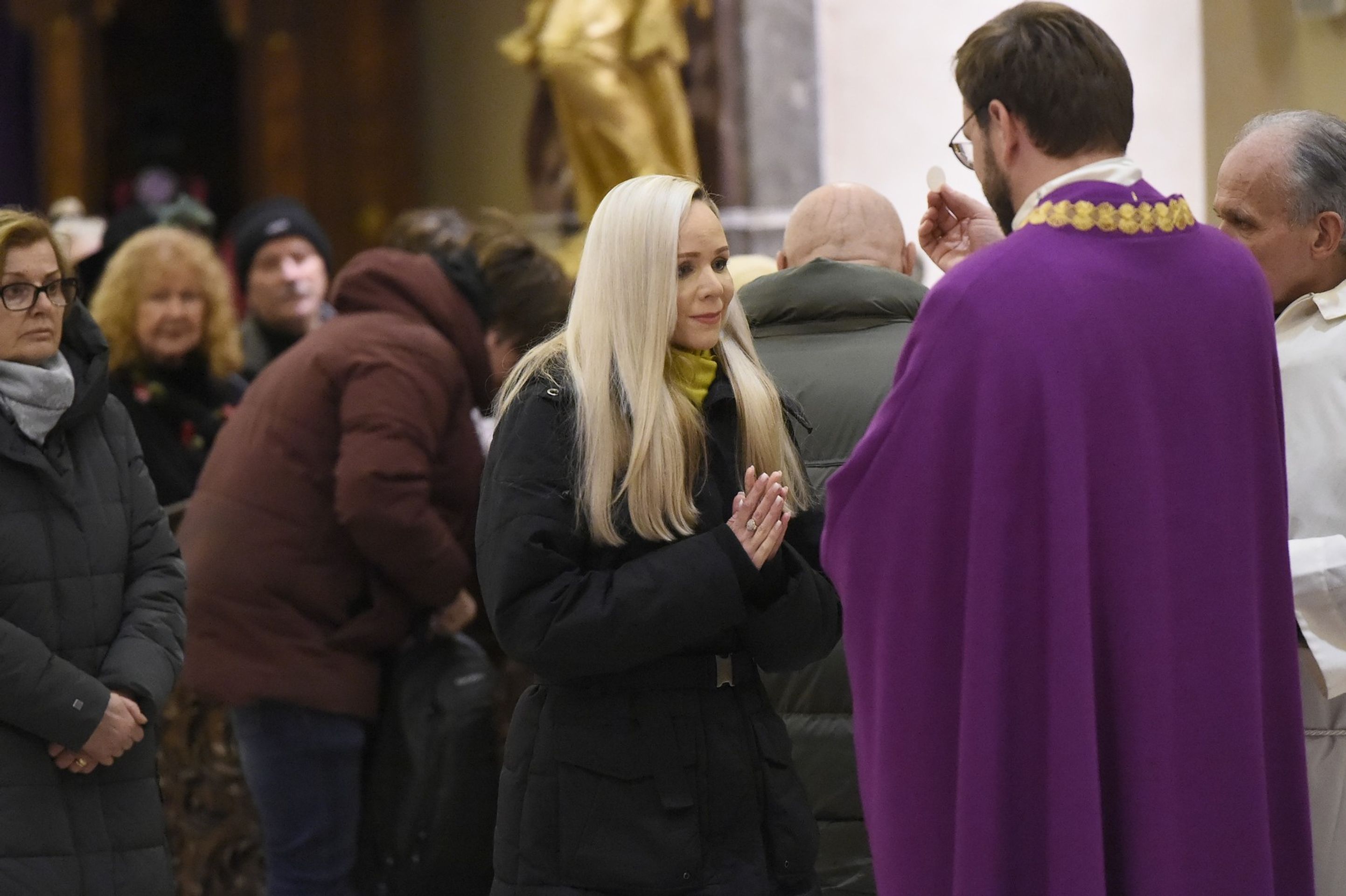 Jana Fabiánová - Zádušní mše za Naďu Urbánkovou (1/5)