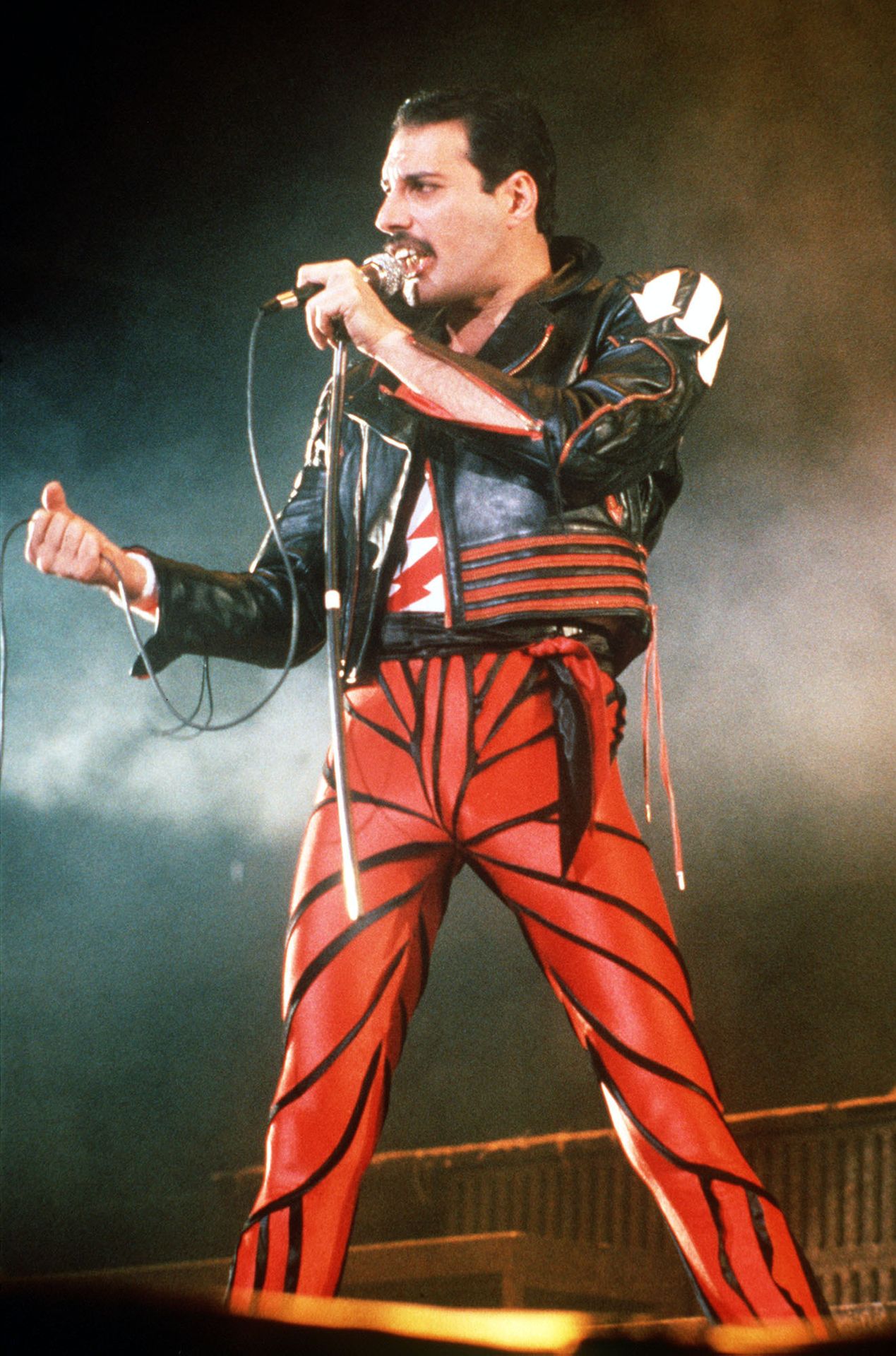 Freddie Mercury - Freddie Mercury (9/13)
