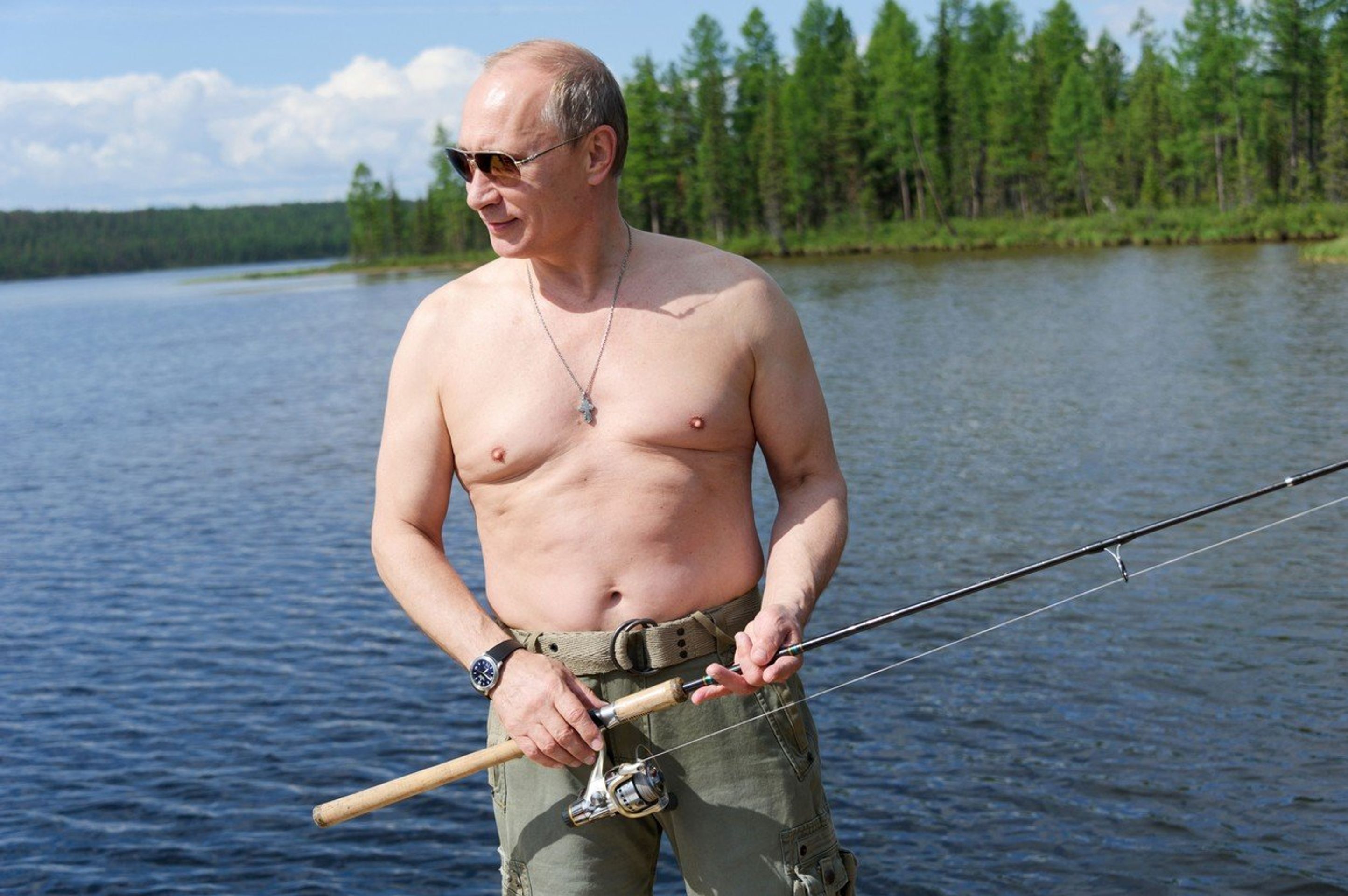 Vladimír Putin na dovolené - GALERIE: Prezidenti na dovolené a jejich outfity (6/9)