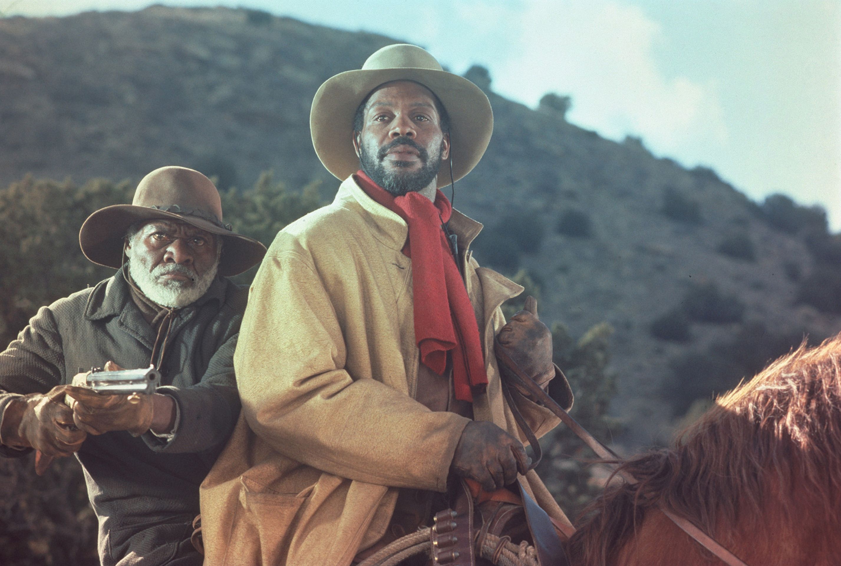 Danny Glover Silverado - Danny Glover (2/6)