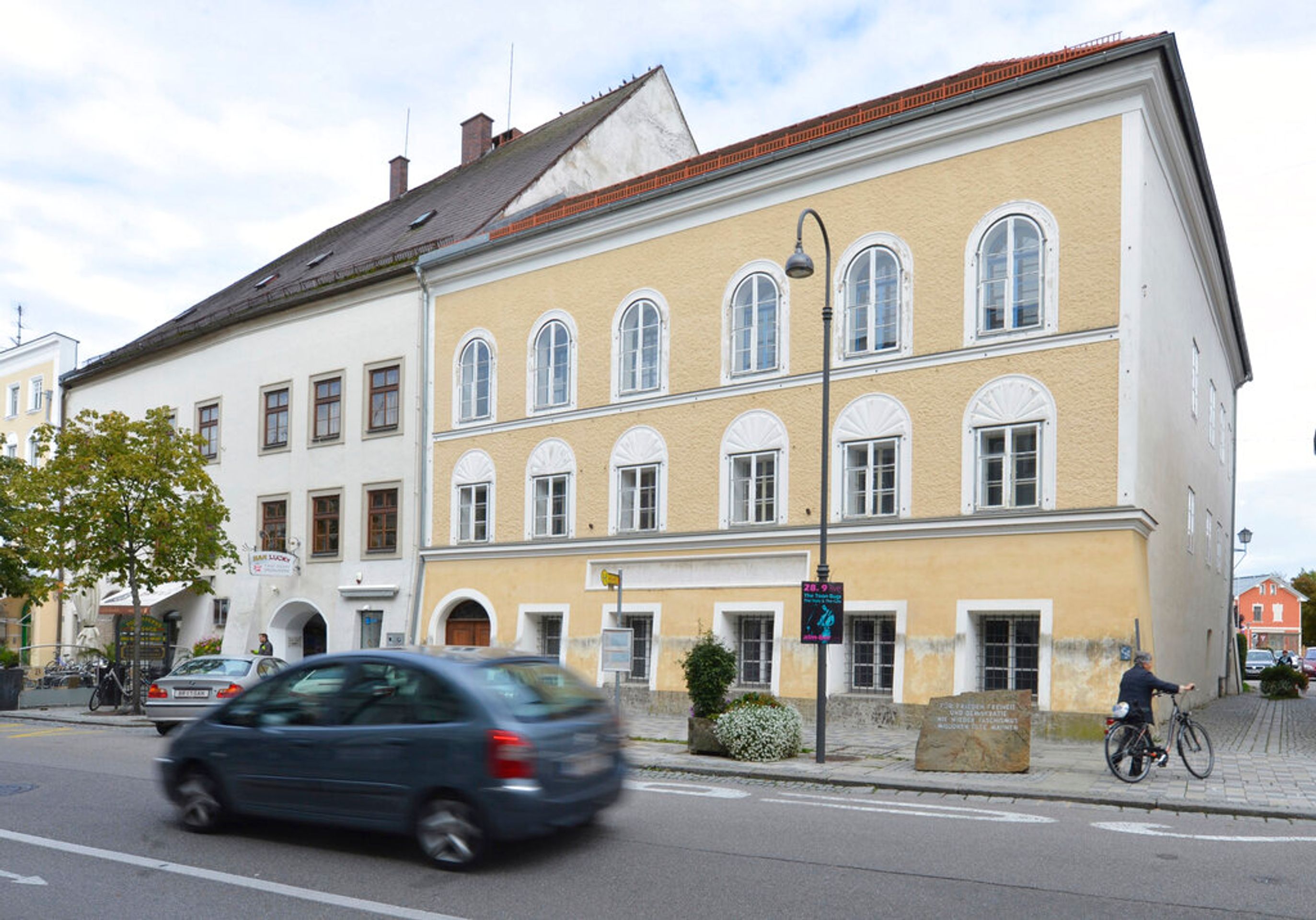Adolf Hitler rodný dům v Rakousku (1) - Adolf Hitler - rodný dům v Rakousku (4/4)