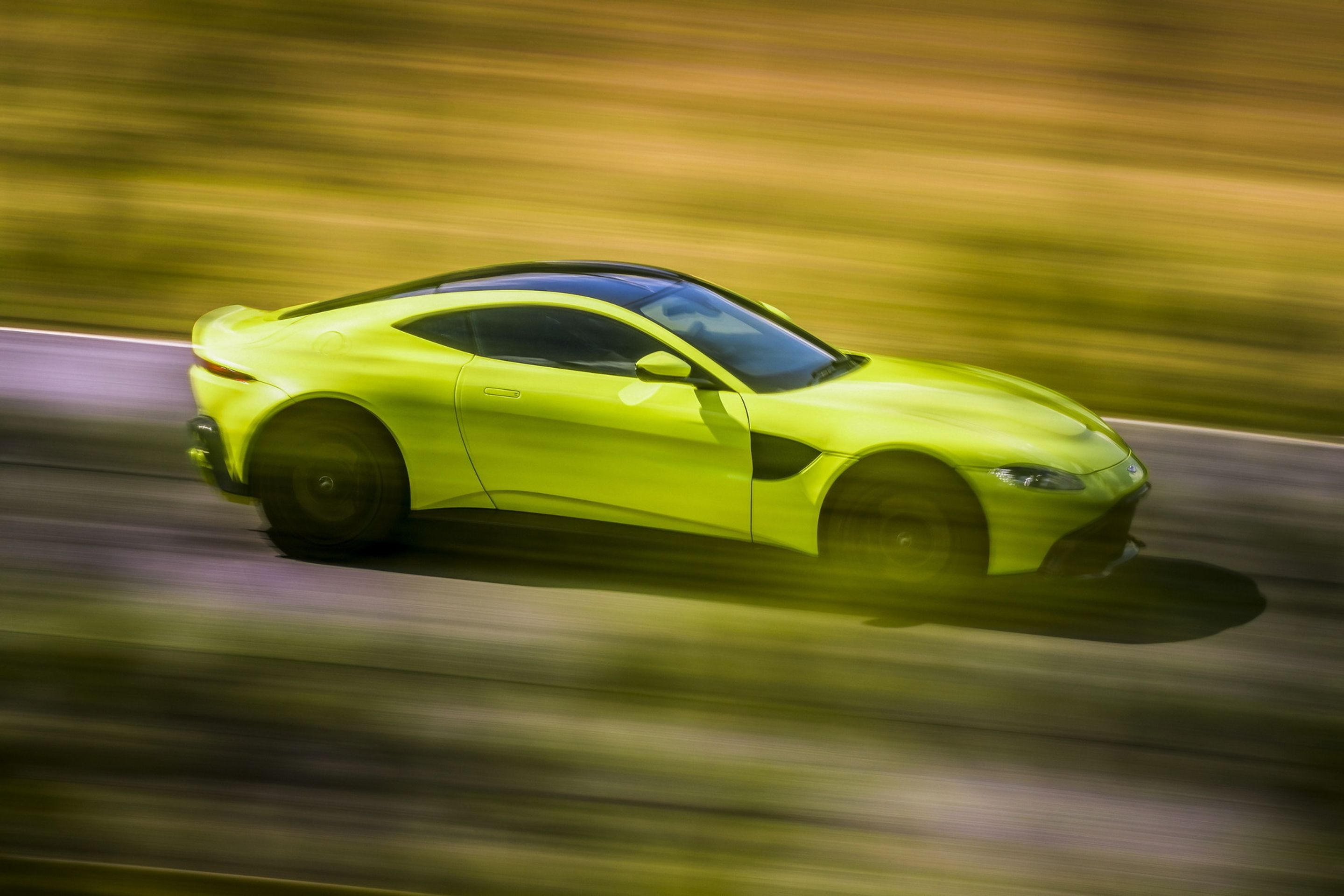 Aston Martin - 69 - FOTOGALERIE: Aston Martin V8 Vantage (4/36)