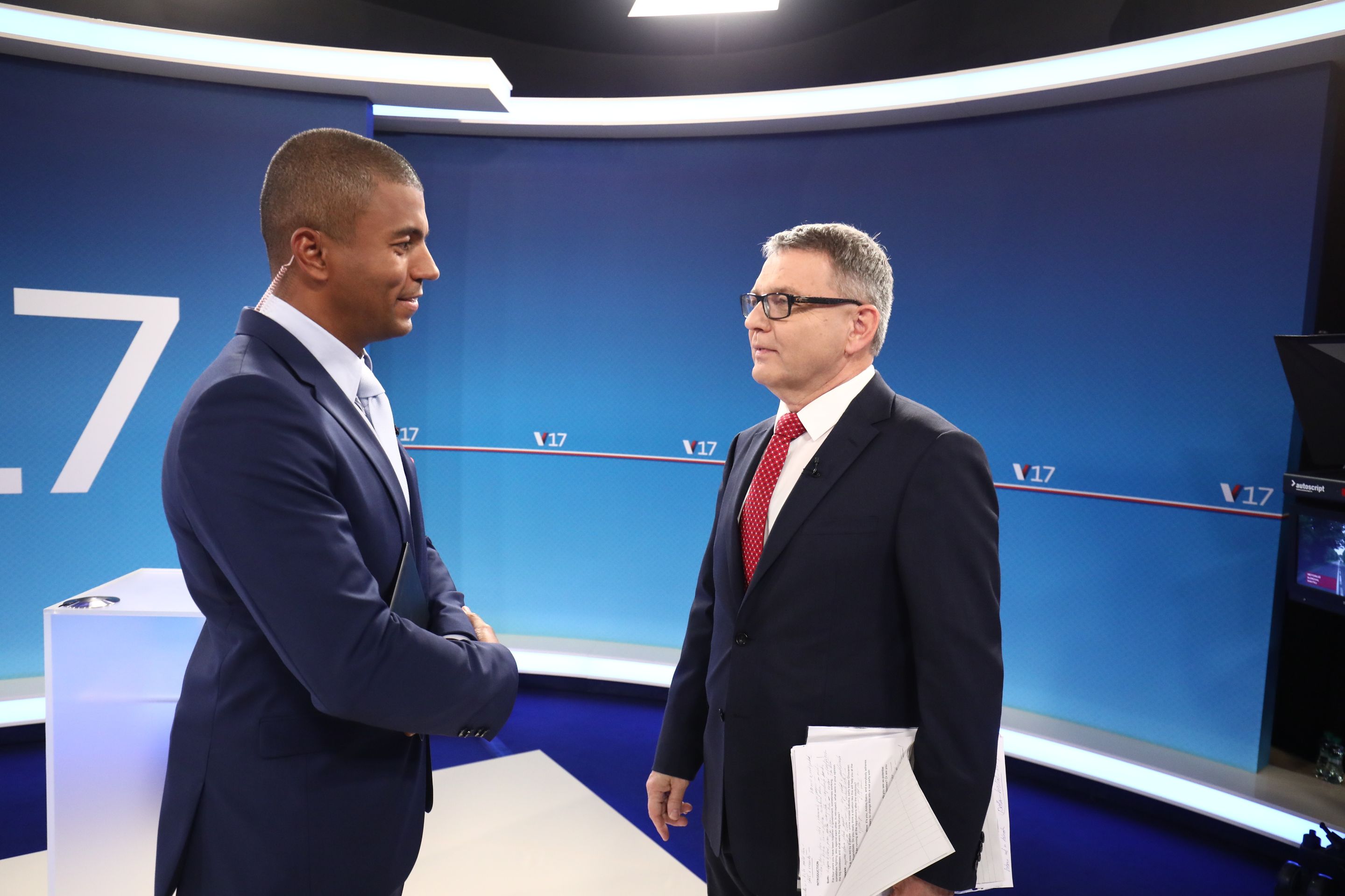 Andrej Babiš a Lubomír Zaorálek ve volebním Nova Duelu - 1 - Galerie: Lubomír Zaorálek a Andrej Babiš ve volebním Nova Duelu (5/6)