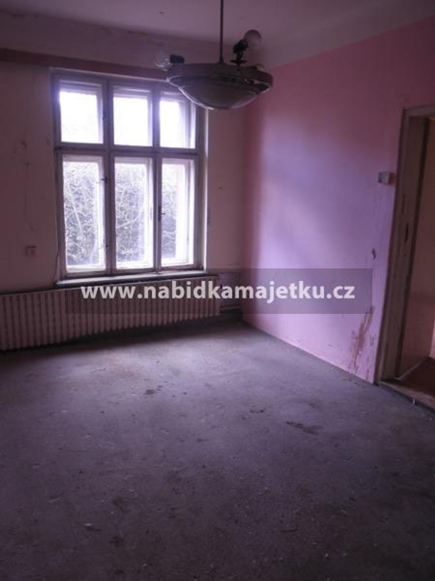 Prodej majetku Rodinný dům s garáží a pozemkem, Plzeň (4) - Nabídka majetku státu (82/115)