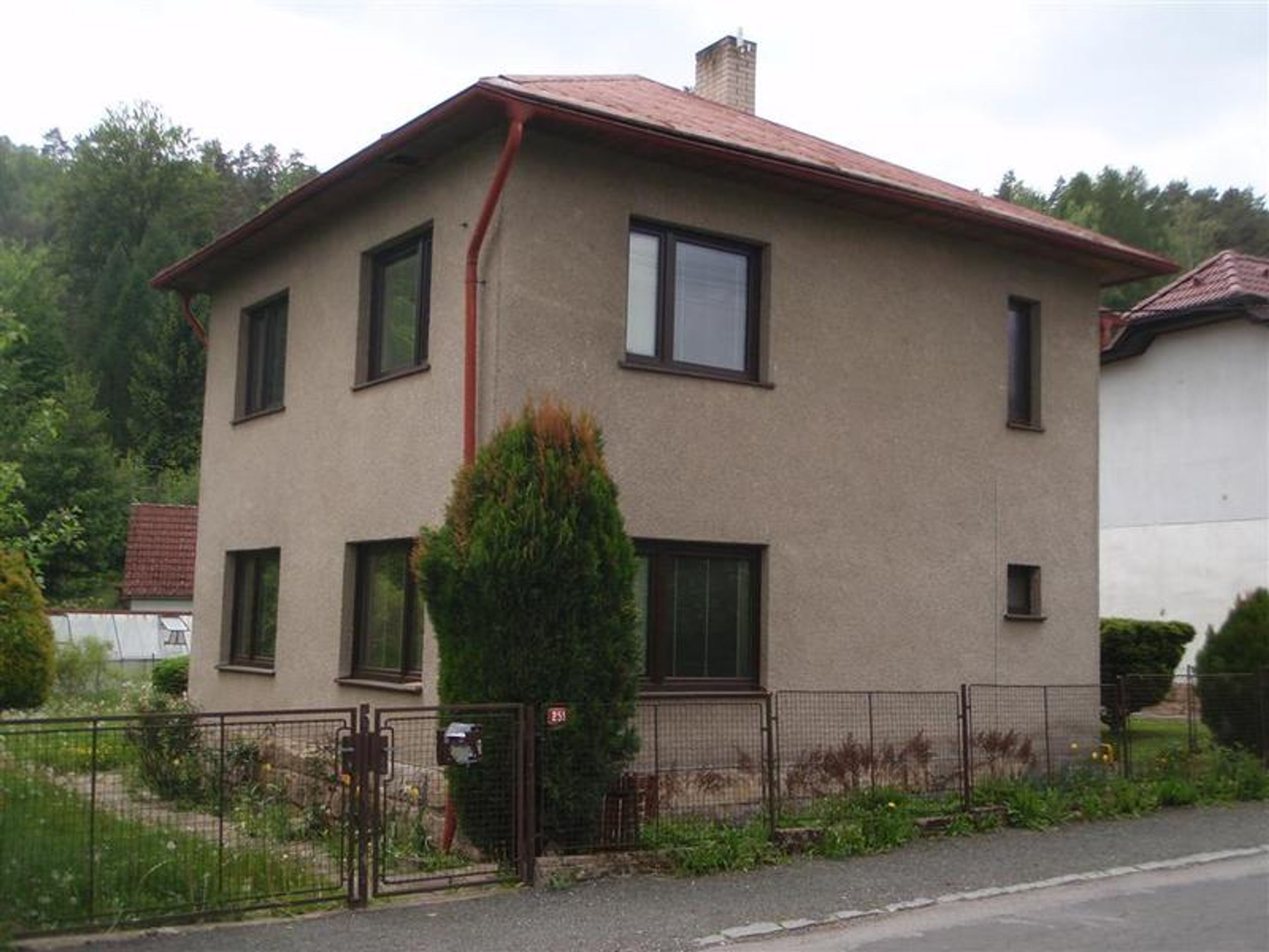 Rodinný dům v obci Bílá Třemešná, okr. Trutnov - GALERIE: Dražba nemovitostí (34/38)
