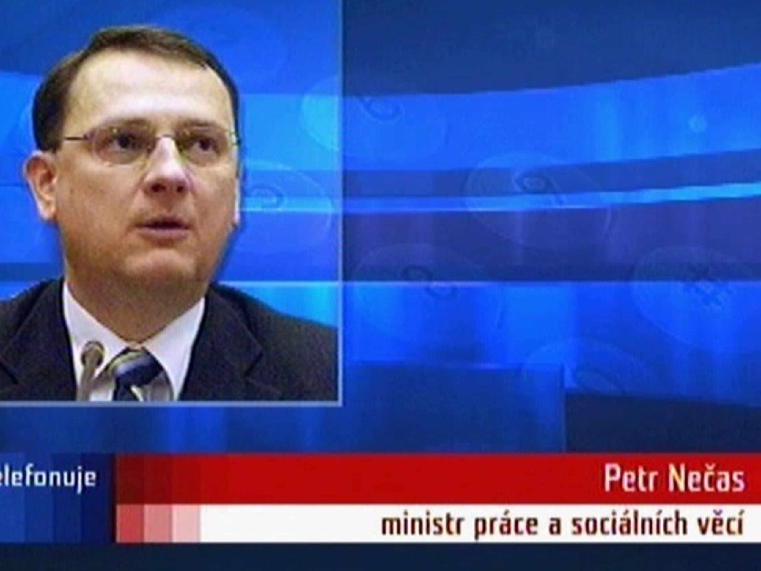 Ministr práce a sociálních věcí Petr Nečas - Díra v zákoně: zaměstnavatelé nemusí platit pojistné (2/2)