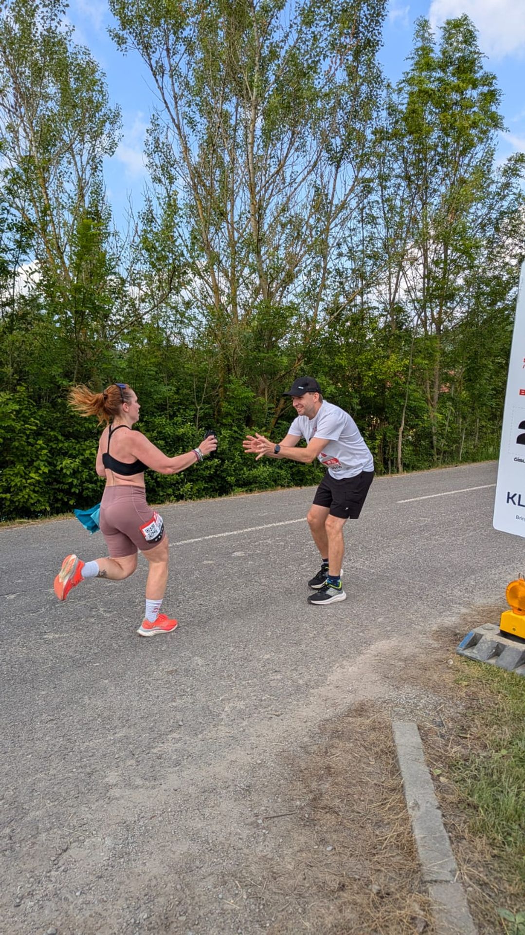 Předávka štafety týmu Markíza & Nova Runners  - Markíza & Nova Runners na The Run (9/14)