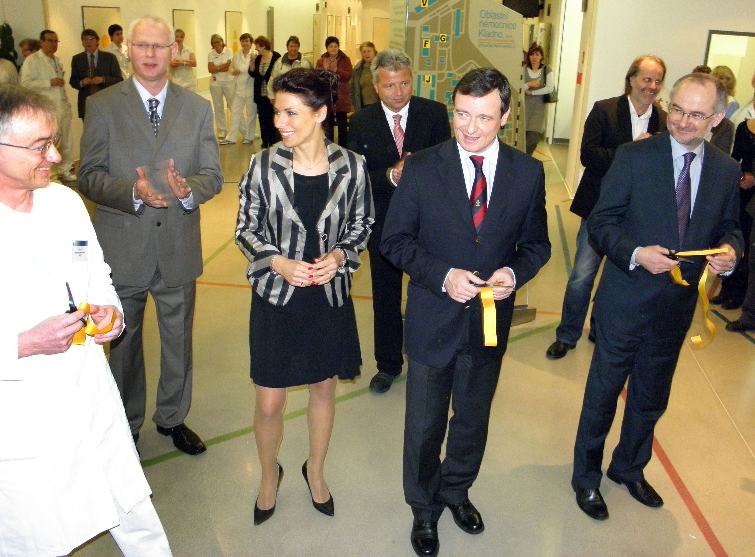 Rath + Pancová otevření Centra akutní medicíny - Pancová před soudem: První foto od vypuknutí korupčního skandálu (6/7)
