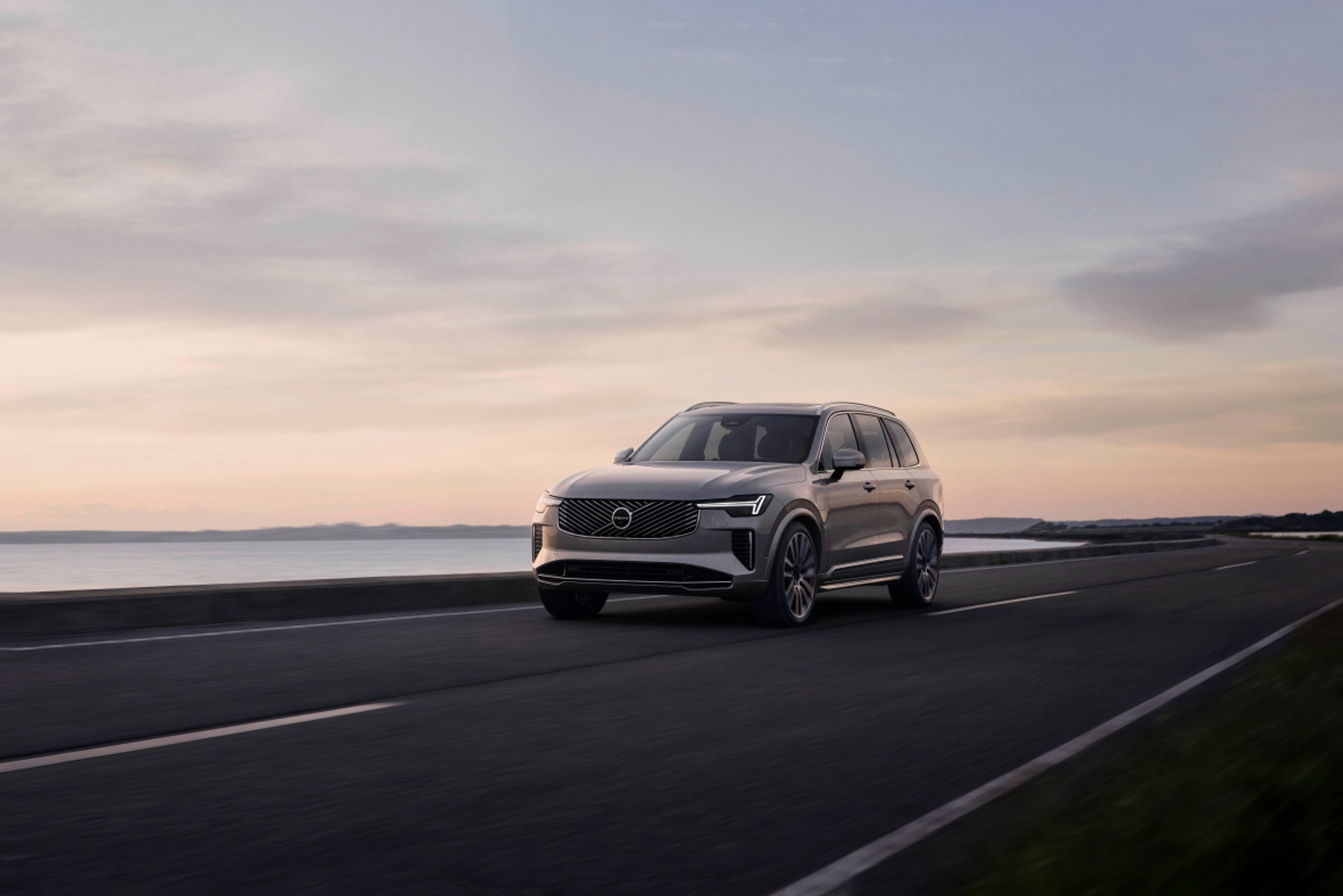 Volvo XC90 - Modernizované Volvo XC90 (8/15)
