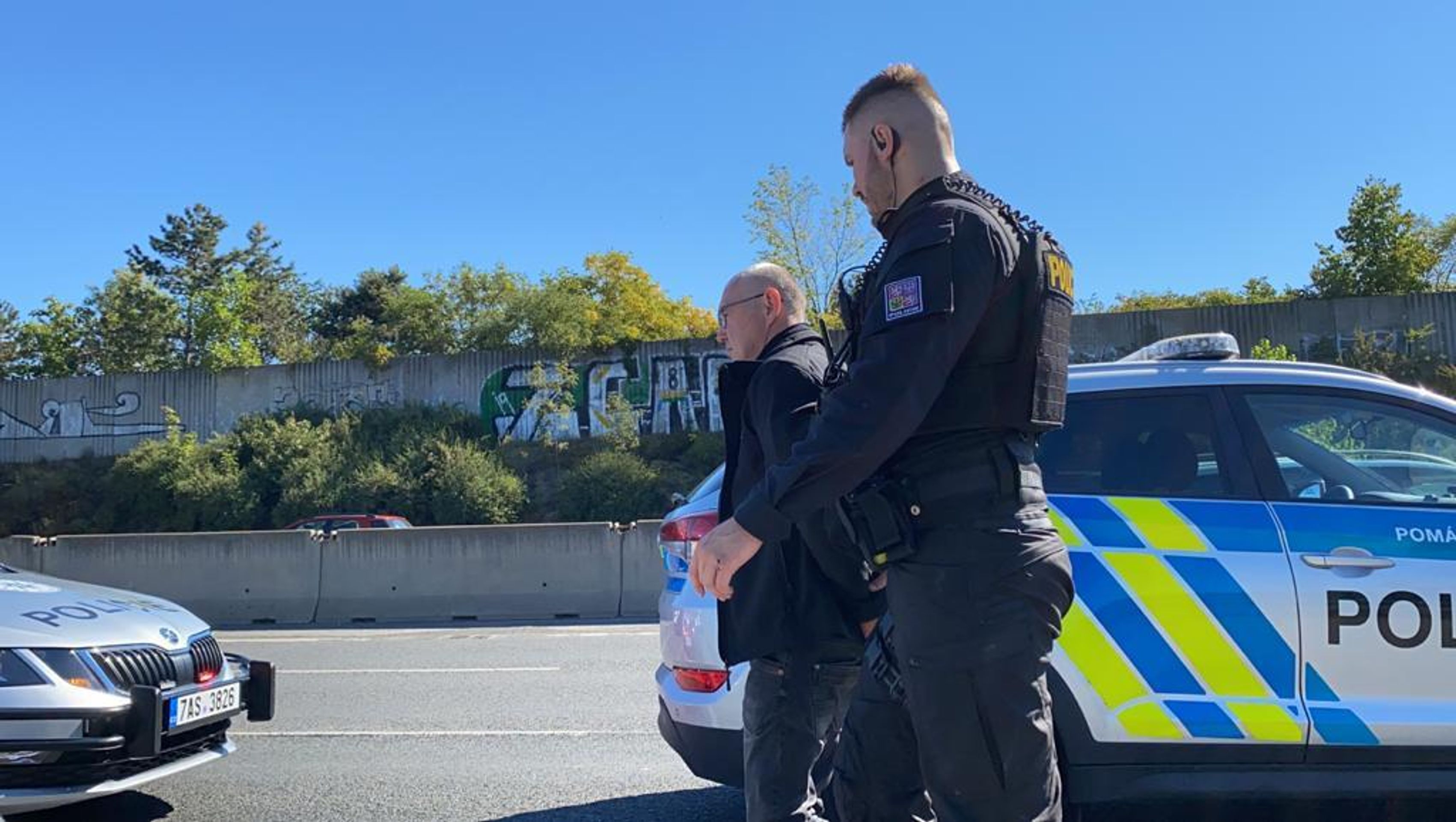 Policisté zadrželi kradené dodávky v Praze - 7 - GALERIE: Policie zadržela kradené dodávky (6/7)
