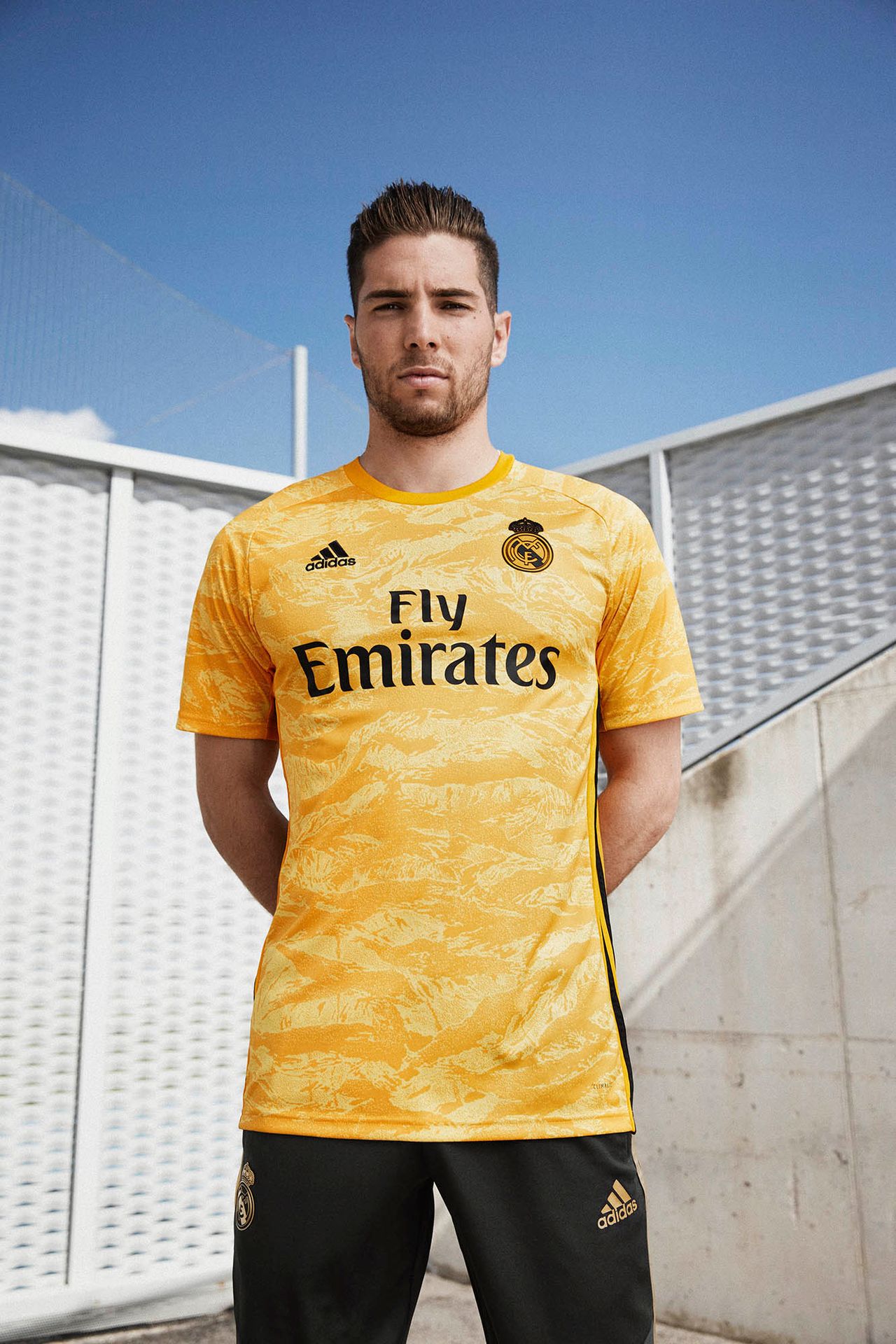 Fotbalisté Realu Madrid a nové dresy 3 - GALERIE: Real Madrid představil nové domácí dresy (3/4)
