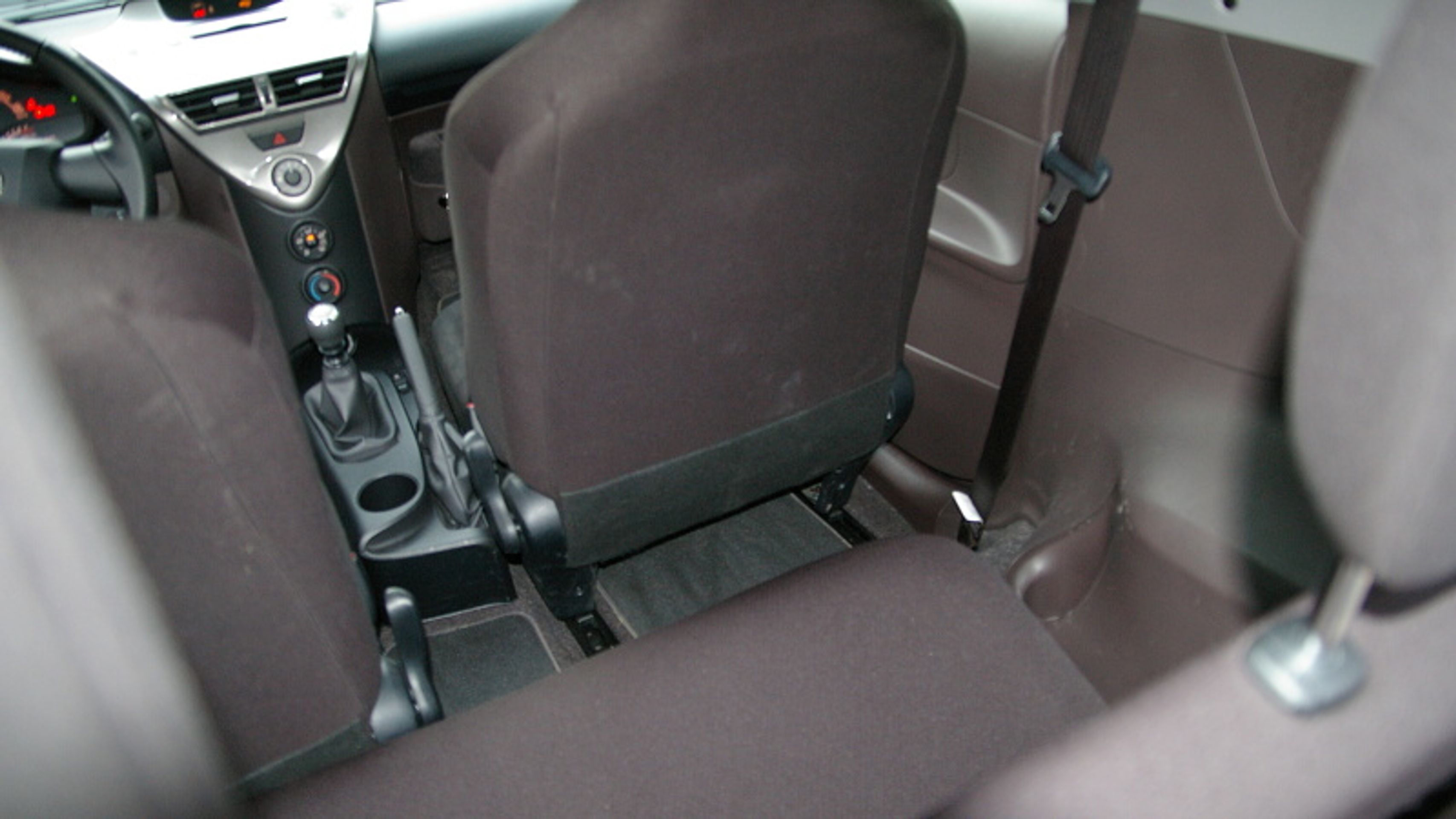 Toyota iQ-6 - GALERIE Toyota iQ (6/10)