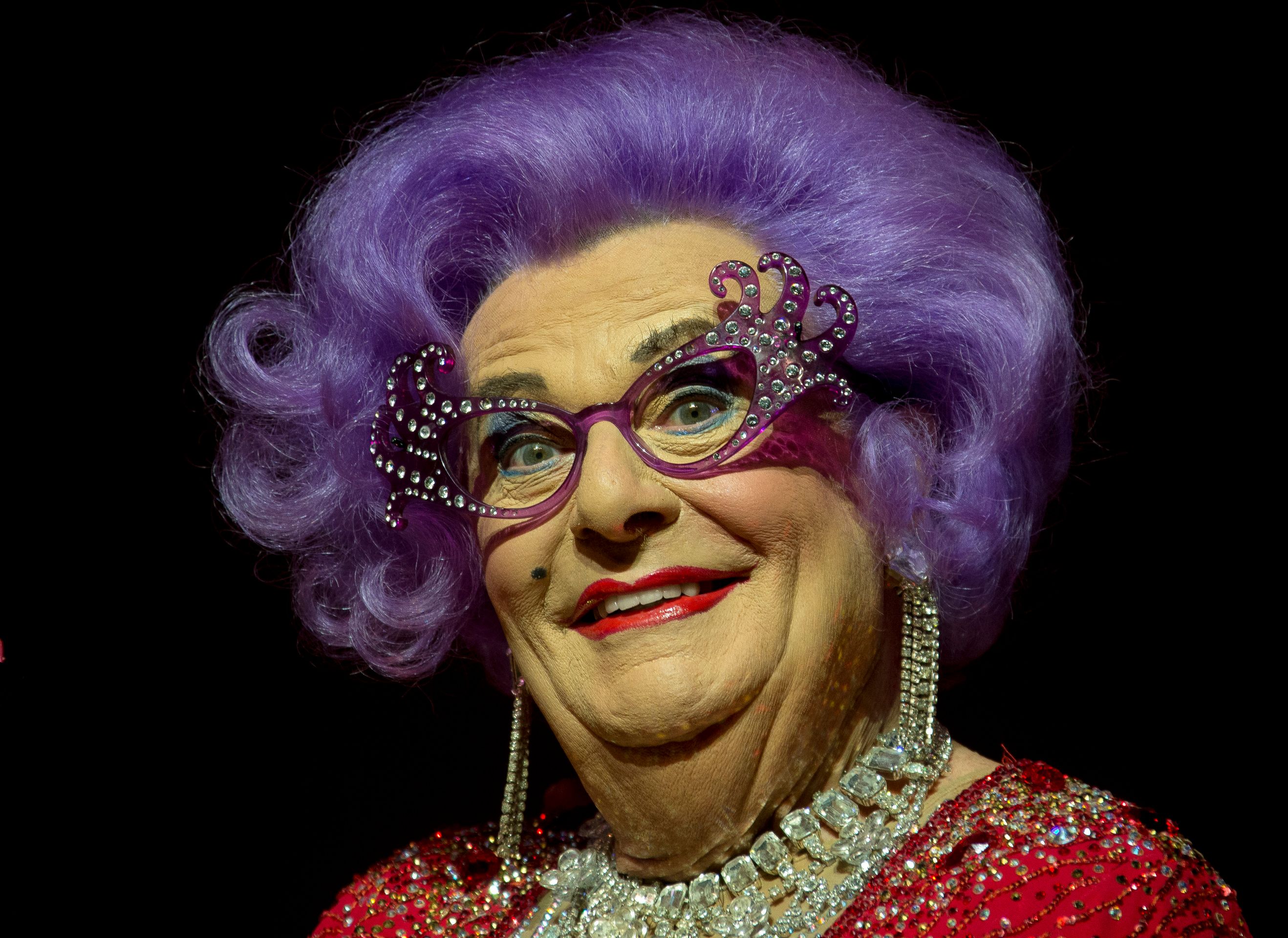 Barry Humphries - Barry Humphries (7/8)
