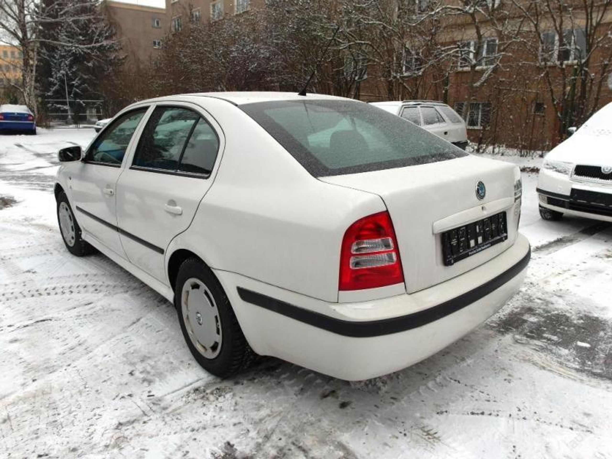 Škoda Octavia 2,0 Ambiente - 3 - GALERIE: Škoda Octavia 2,0 Ambiente (2/4)