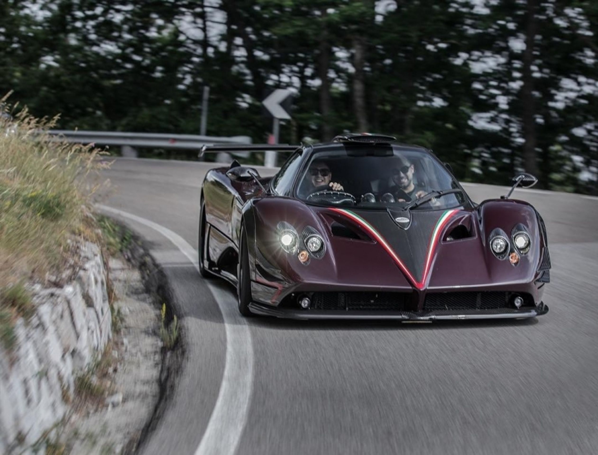 Pagani - 18 - GALERIE: Pagani Zonda Fantasma Evo (15/16)