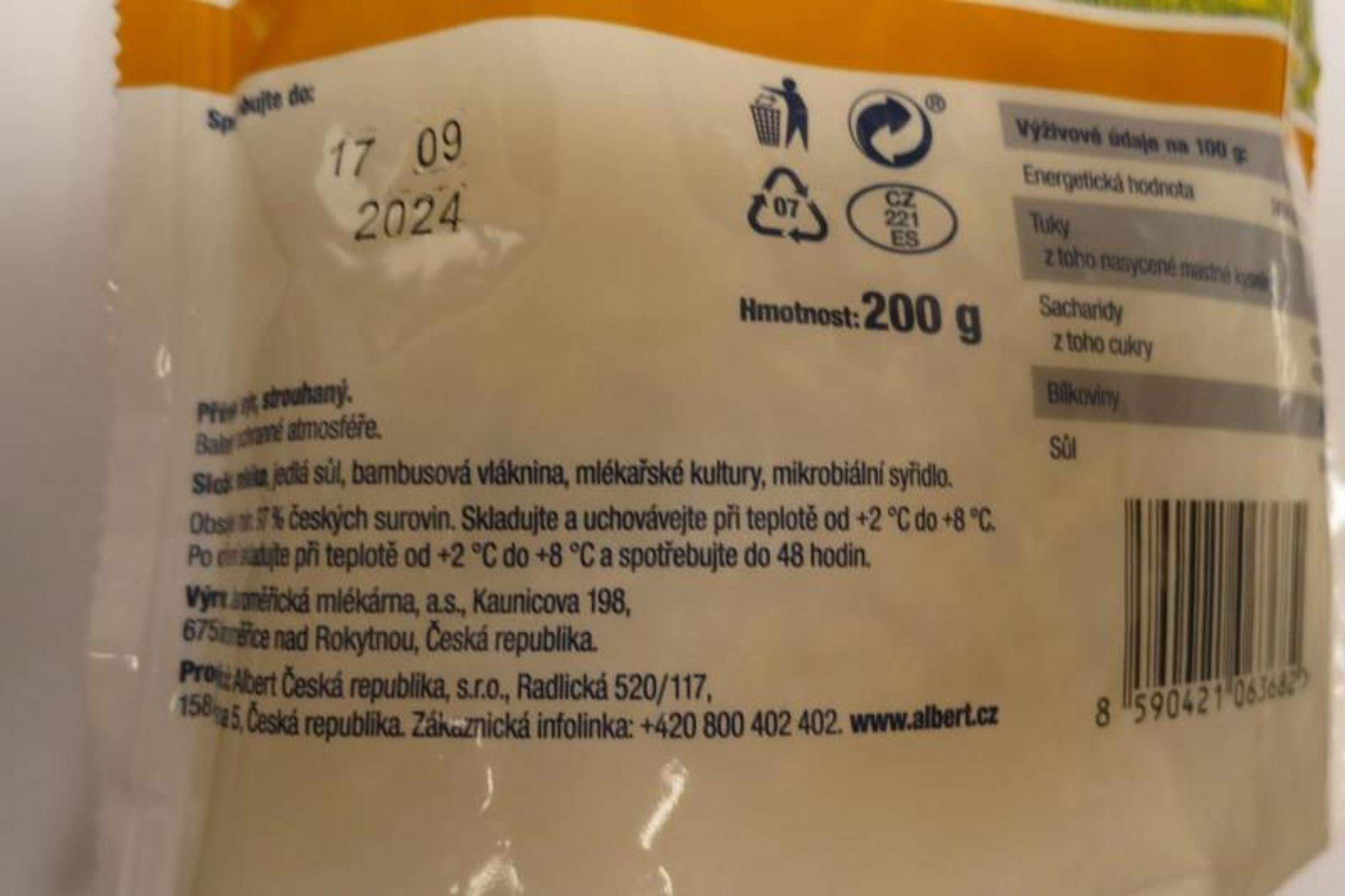 Zdraví škodlivý Zámecký sýr (8) - Zdraví škodlivé potraviny (25/46)