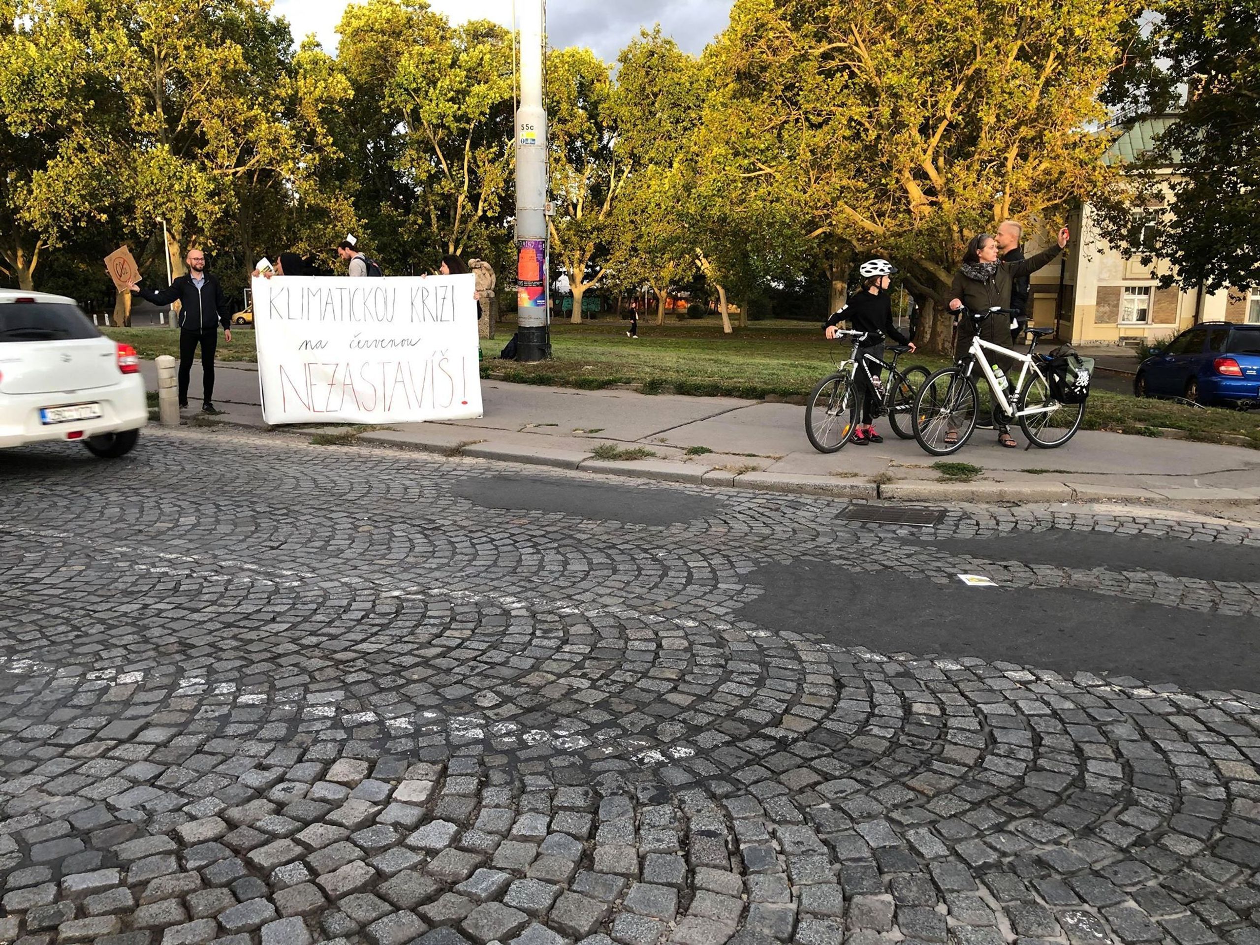 Demonstrace cykloaktivistů na magistrále v Praze - 3 - GALERIE: Demonstrace cykloaktivistů na magistrále v Praze (5/7)