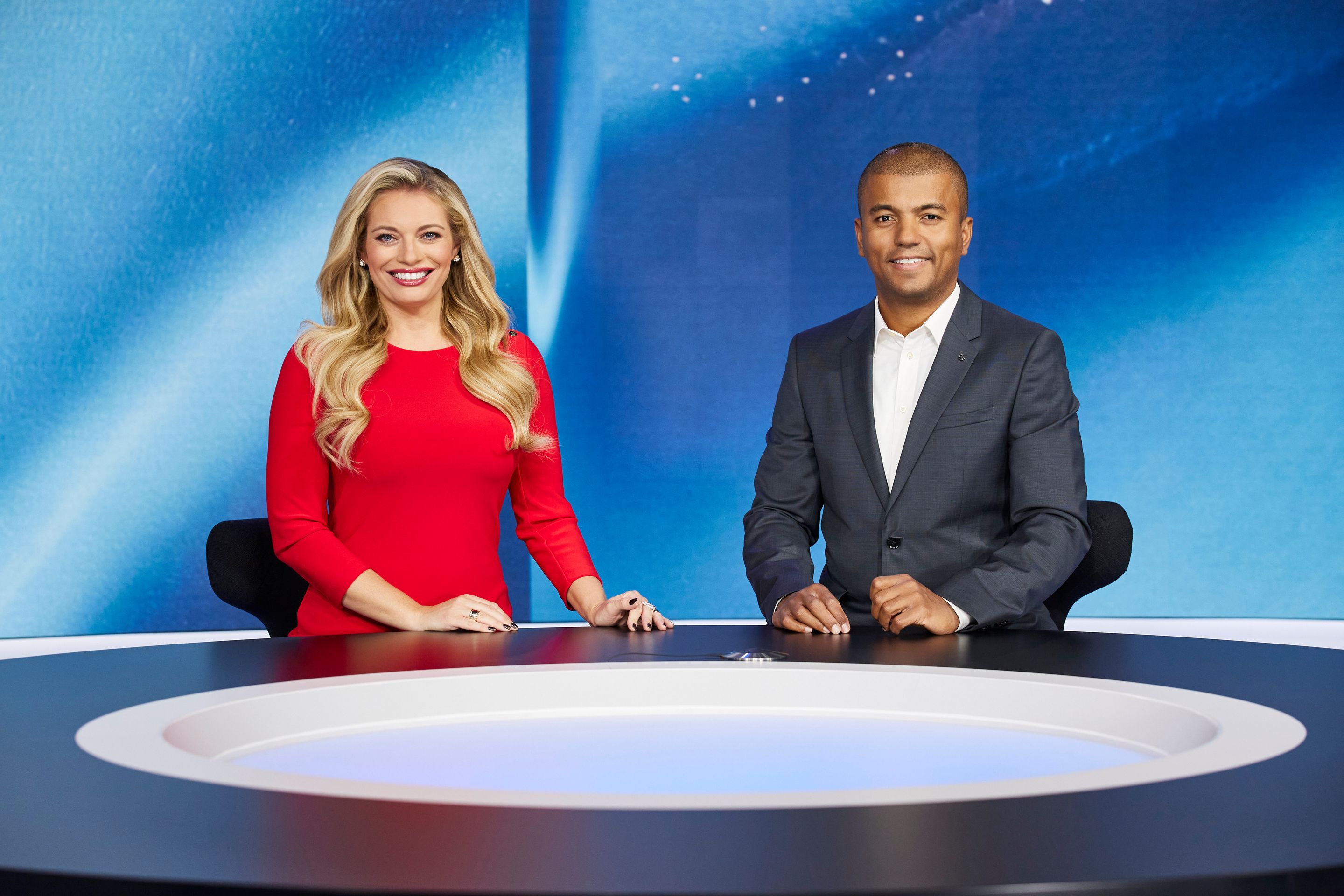 Moderátoři Lucie Borhyová a Rey Koranteng - Lucie Borhyová a Rey Koranteng (10/17)