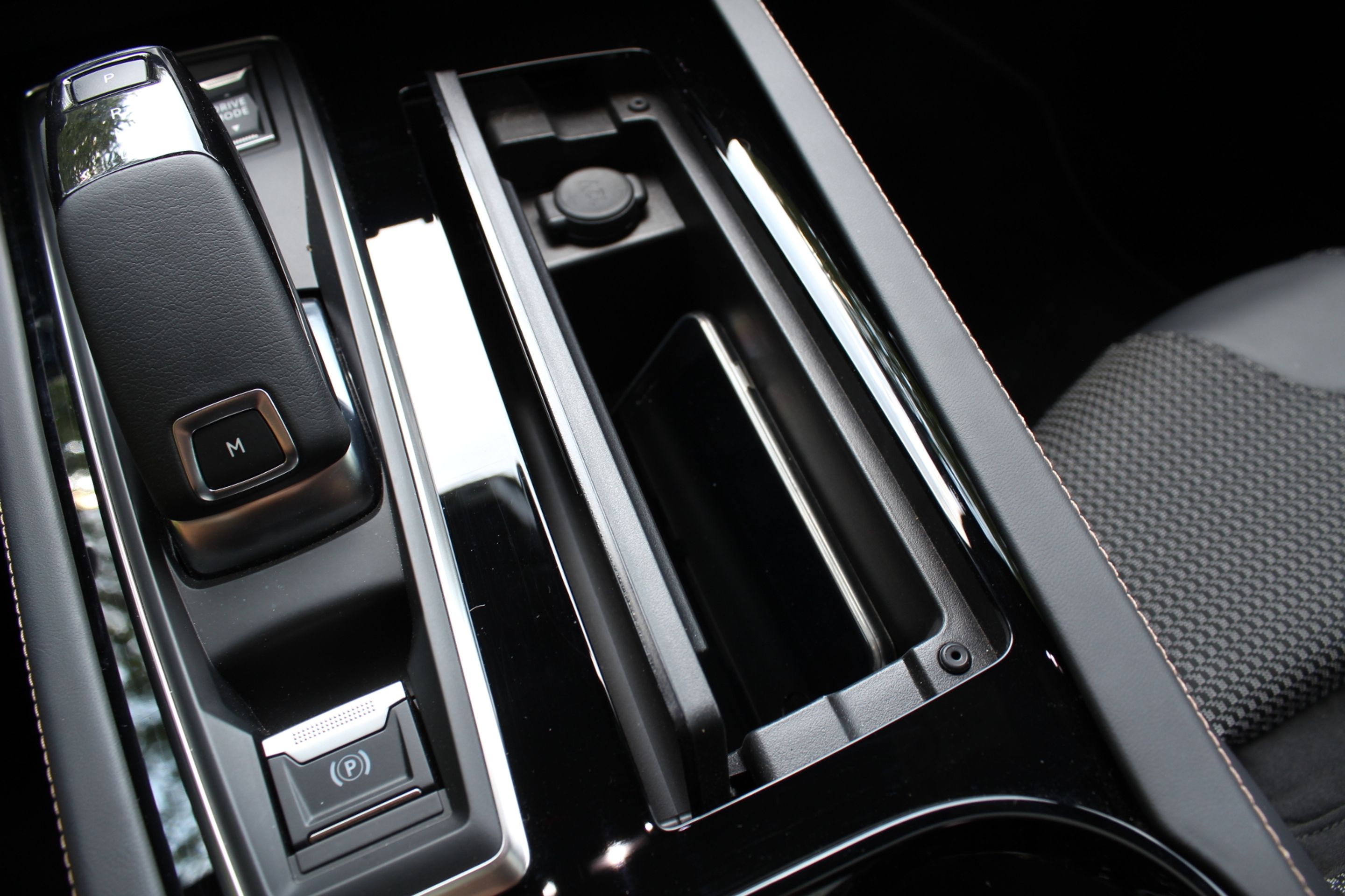 Peugeot 508 - 22 - Fotogalerie: Liftback Peugeot 508 (22/34)
