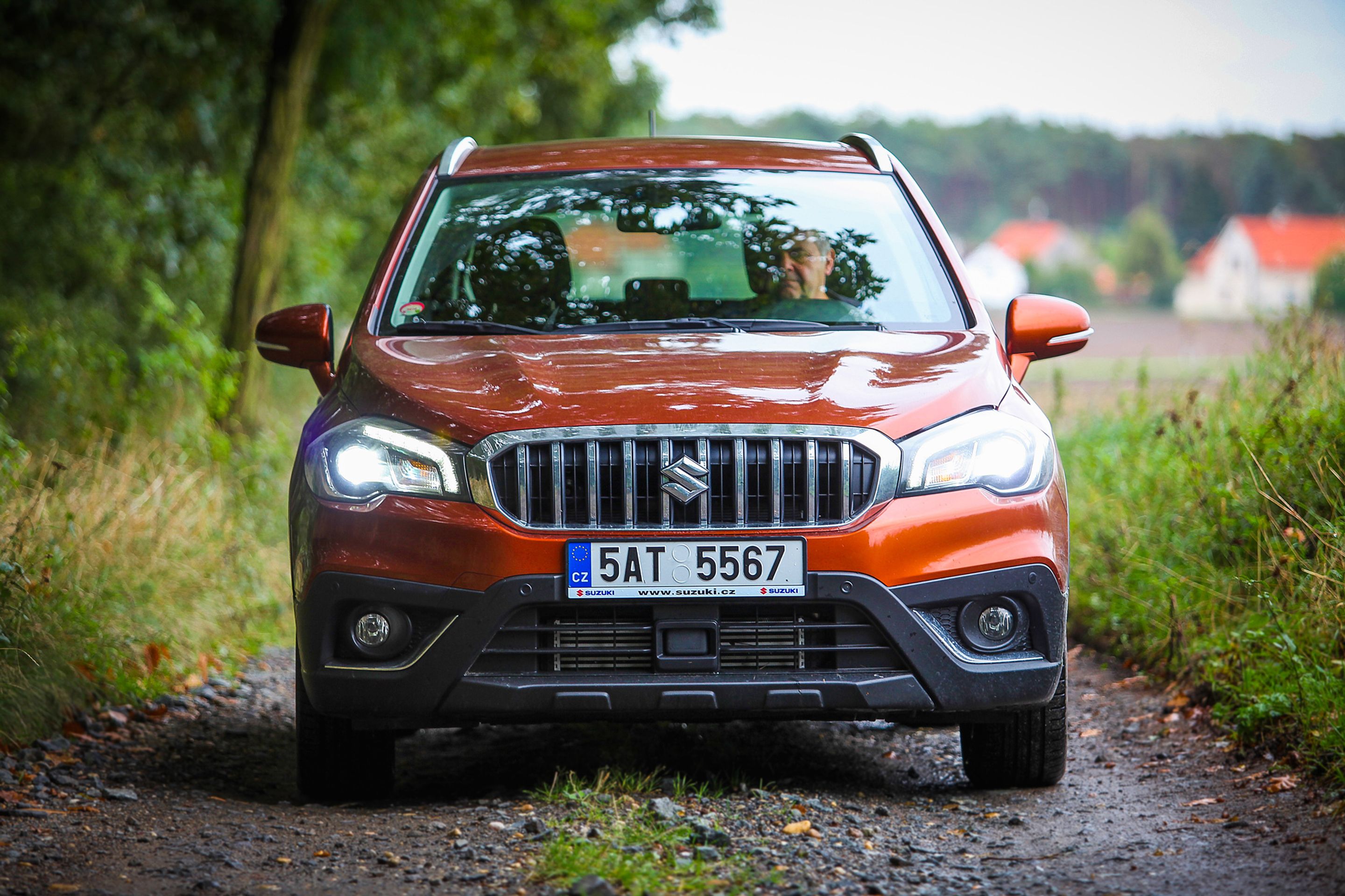 Suzuki S-cross - 3 - GALERIE: Suzuki S-Cross (3/20)