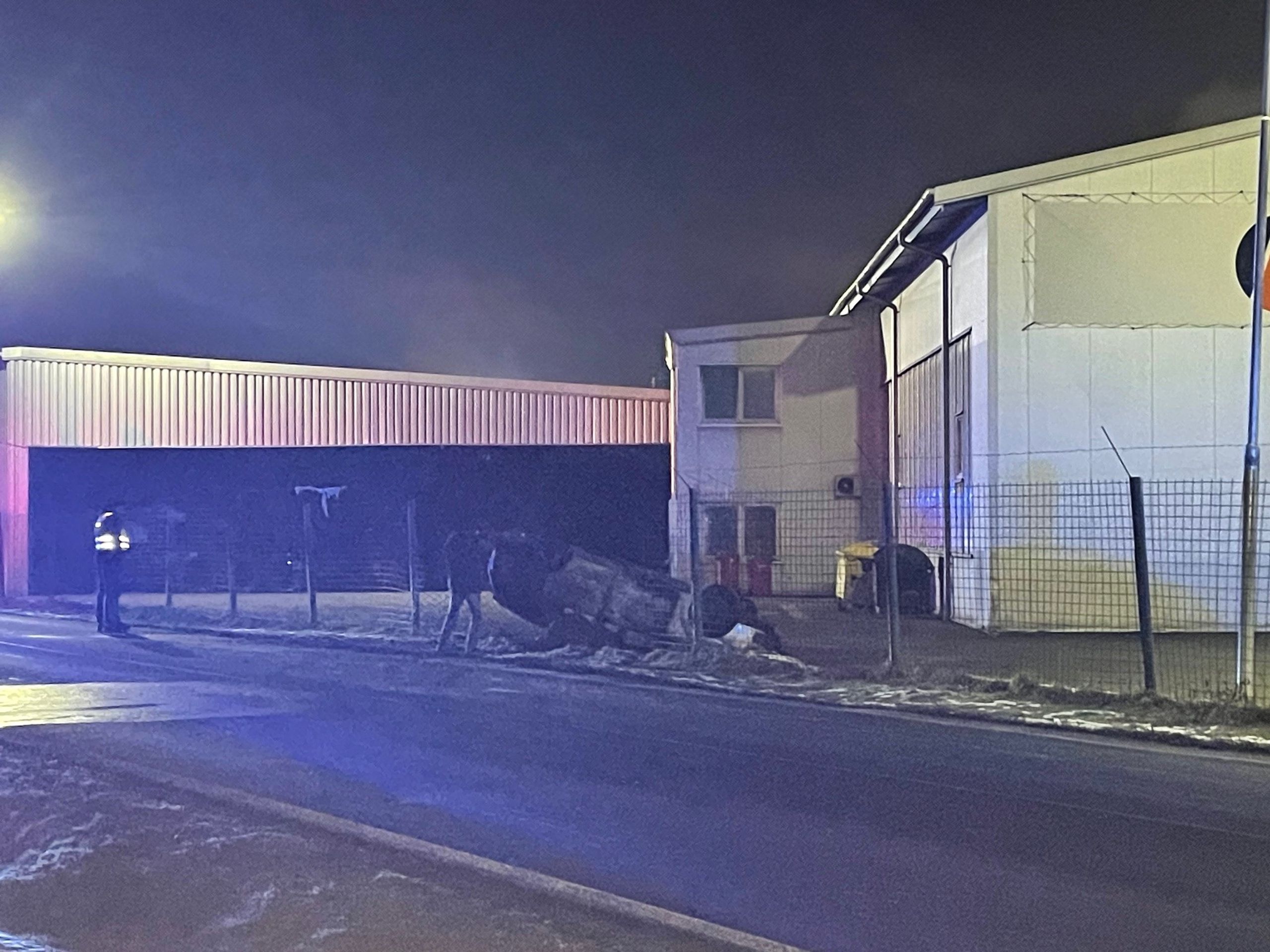 Policejní honička v Kralupech - 3 - Dramatická policejní honička v Kralupech (2/7)