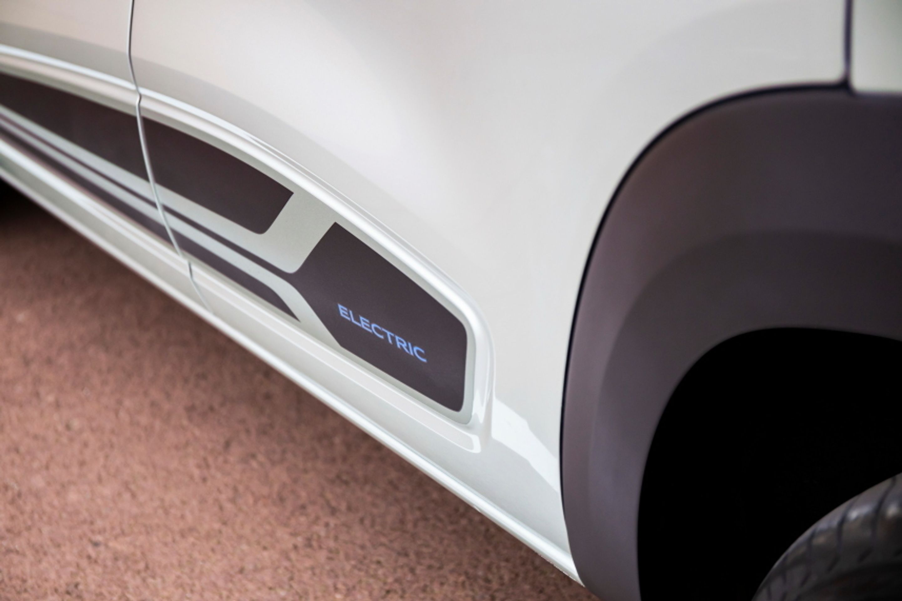 Dacia Spring - 7 - Fotogalerie: Dacia Spring má udělat rozruch mez elektromobily (20/23)