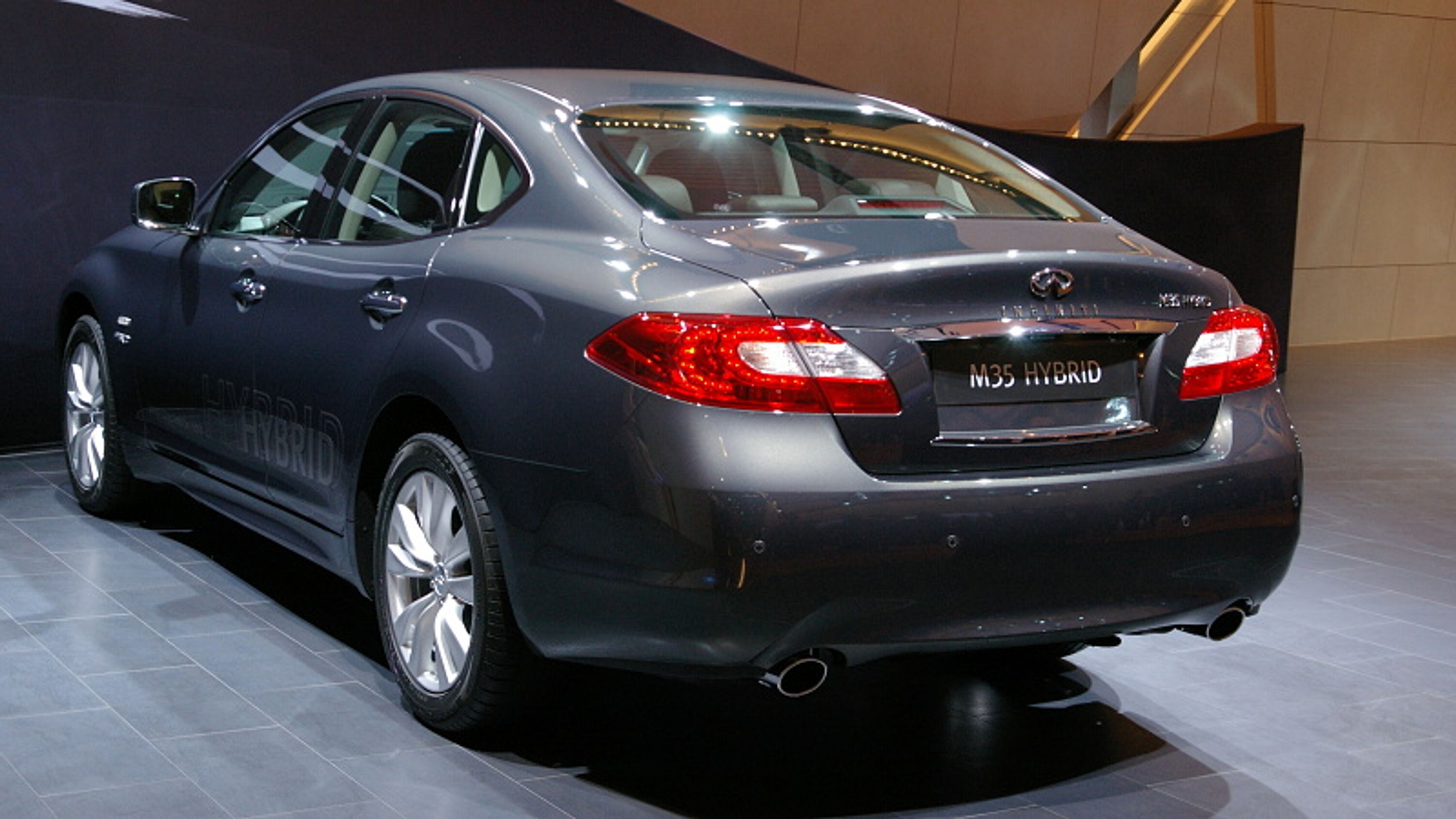 Infiniti M37-2 - GALERIE Infiniti M37 (1/5)