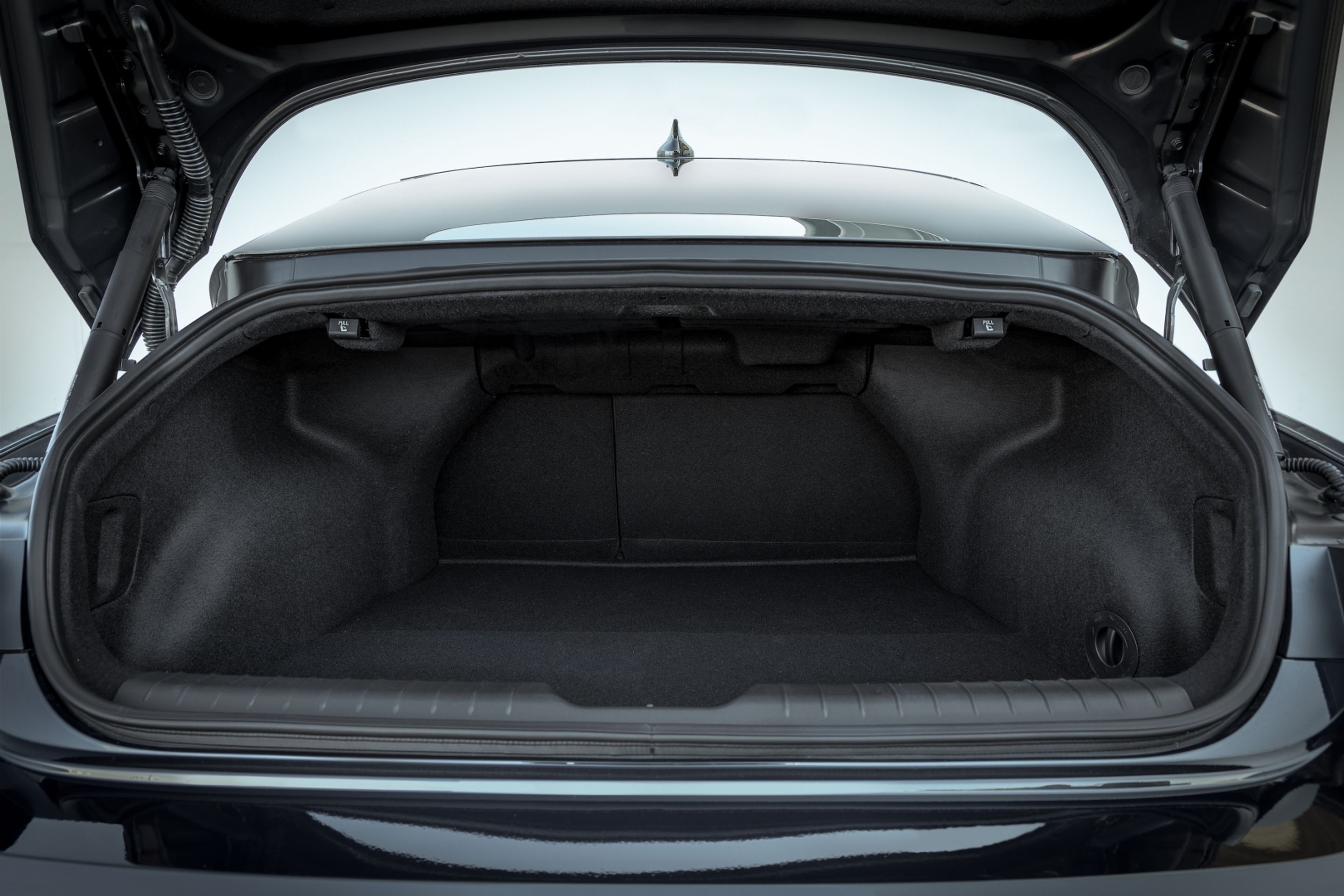 Hyundai Ioniq 6 - Světové auto roku 2023 Hyundai Ioniq 6 (8/9)