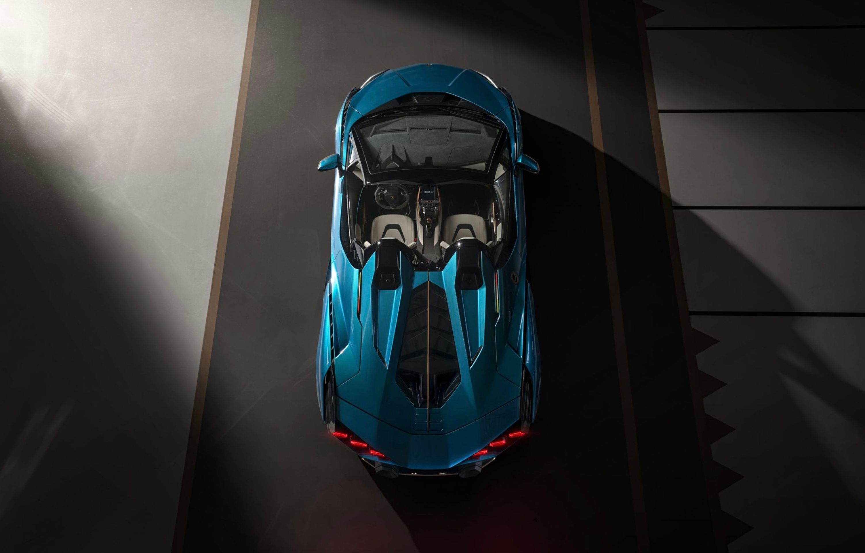 Hybridní hypersport Lamborghini Sián - 21 - Fotogalerie: Úžasný hybridní roadster Lamborghini Sián (1/16)