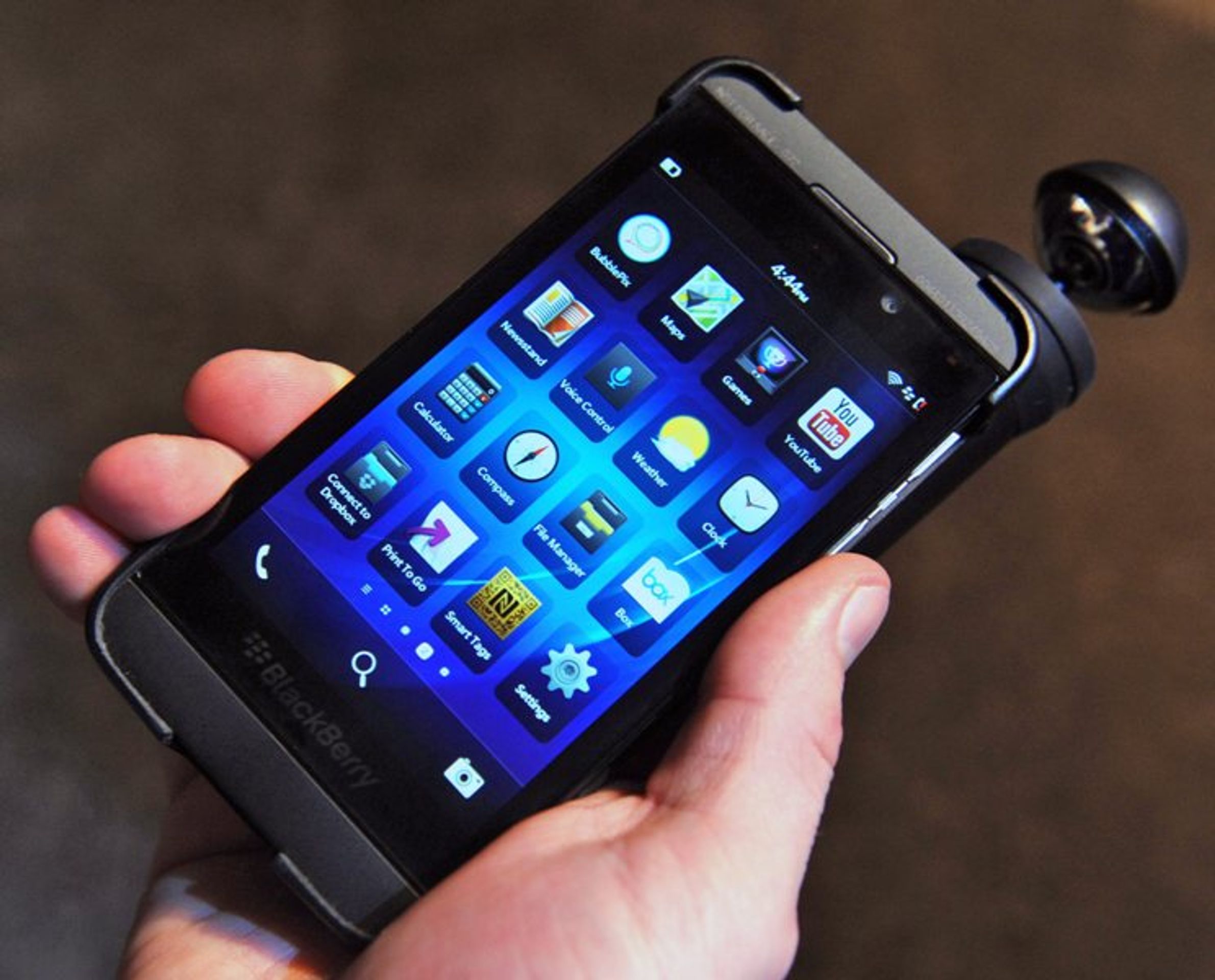 BlackBerry Z10 - GALERIE: Test výdrže baterií smartphonů (5/8)