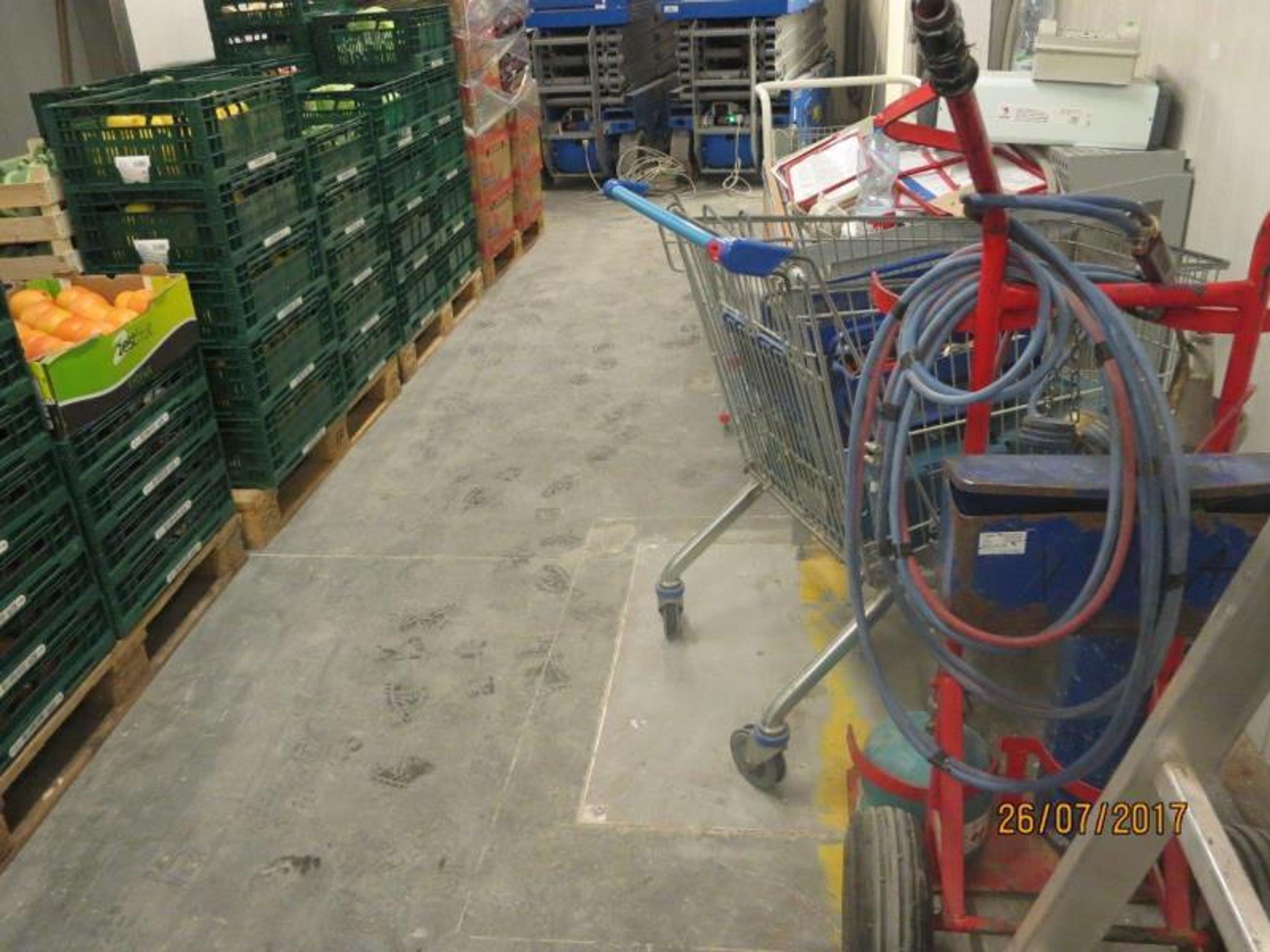 Uzavřené provozovny: Albert Hypermarket - Praha Roztylská - 4 - GALERIE: Uzavřené obchody (10/35)
