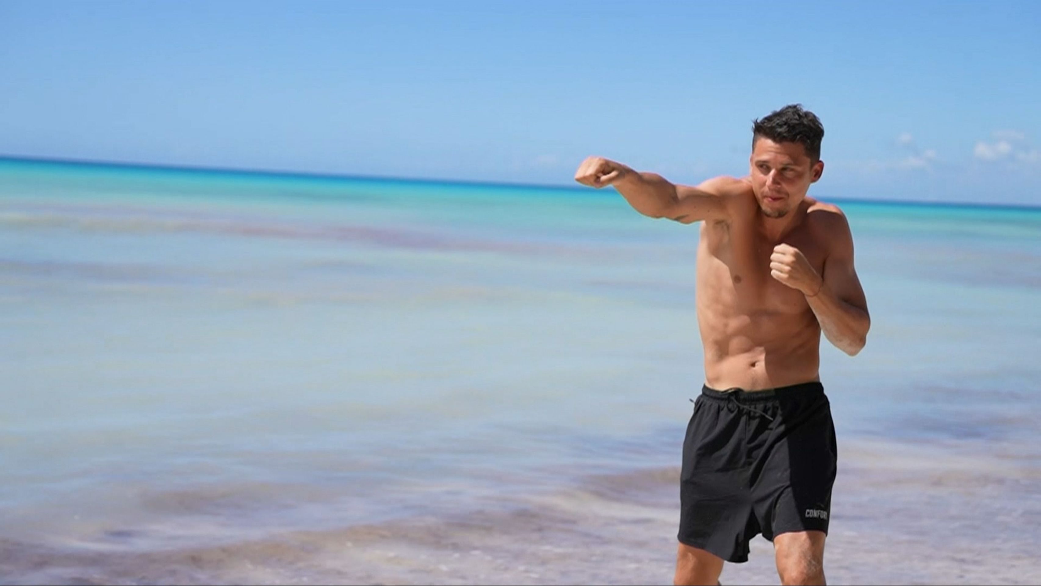 Survivor - Sebastian - Sebastian v Survivoru (2/9)