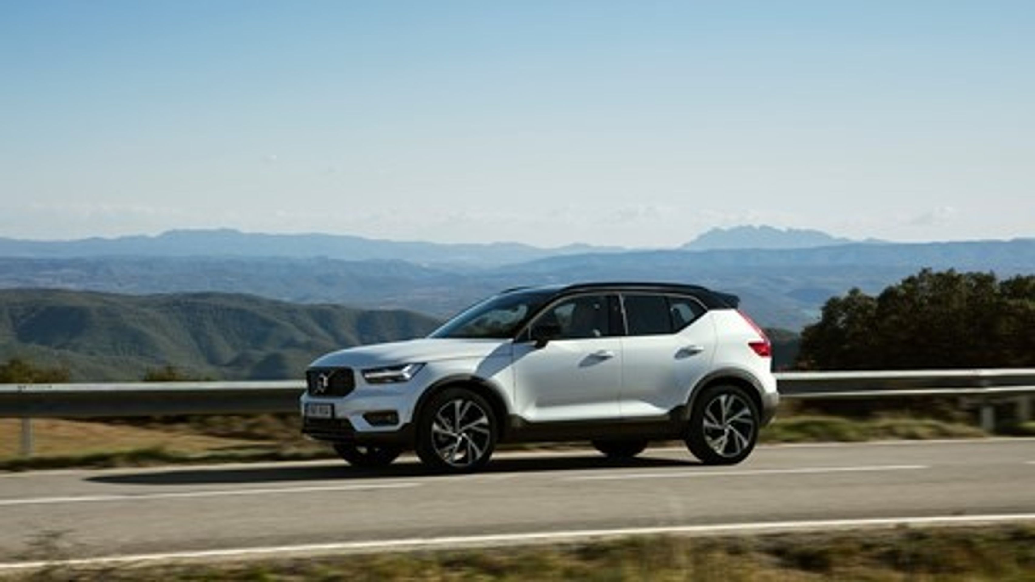 volvo - 15 - FOTOGALERIE: Volvo XC40 (6/10)