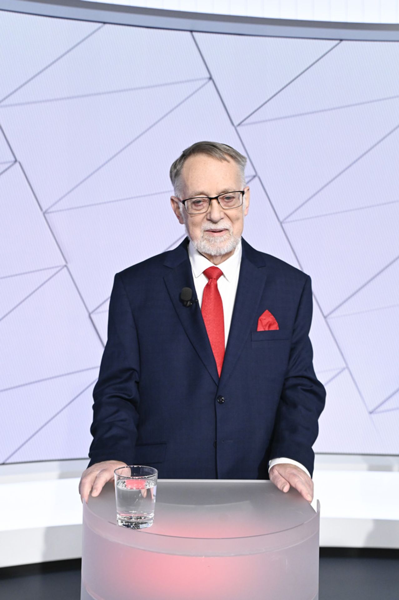 První debata kandidátů (9) - První debata kandidátů (27/45)
