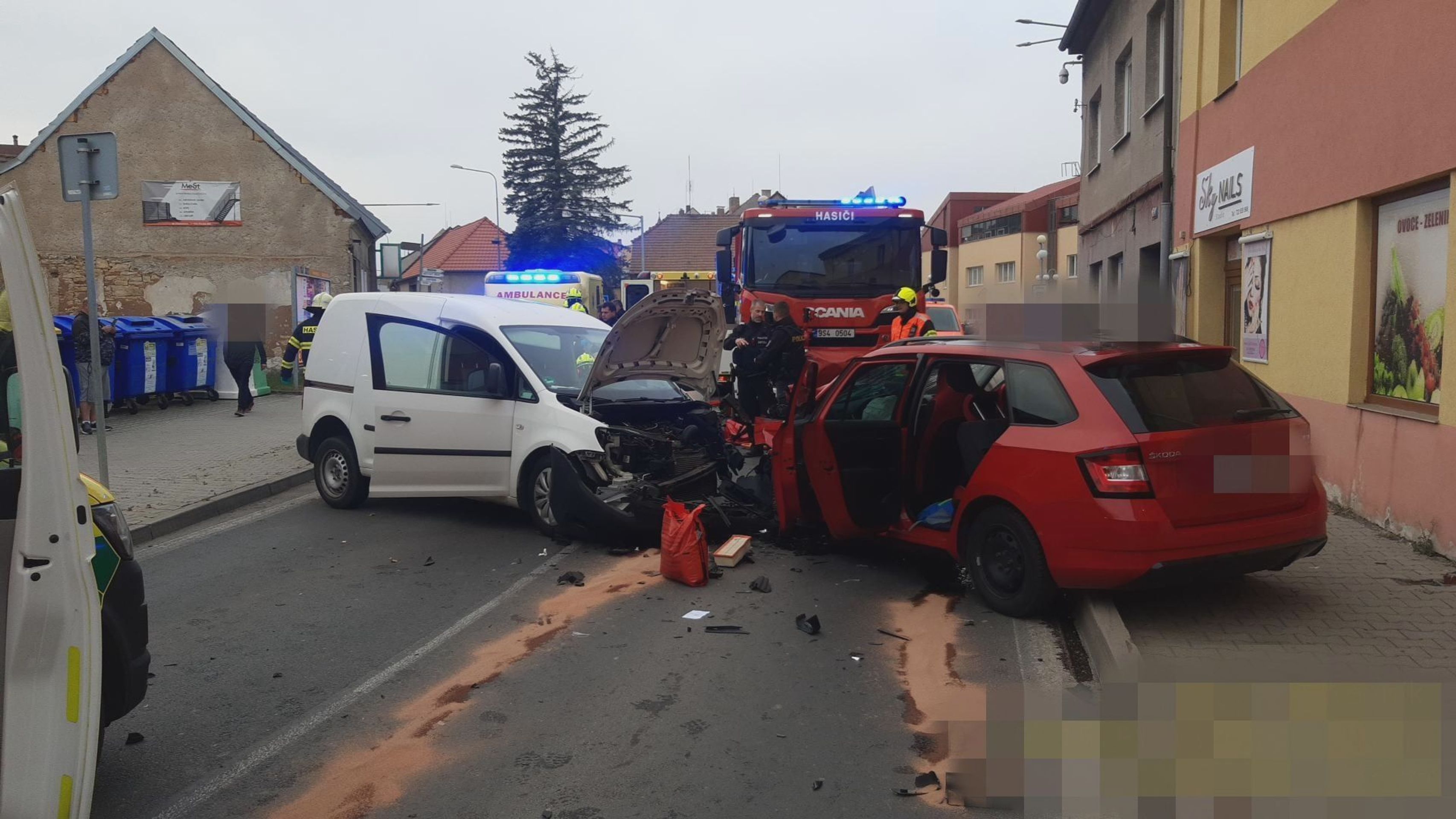 Nehoda v Novém Strašecí (4) - Vážná dopravní nehoda v Novém Strašecí (4/4)