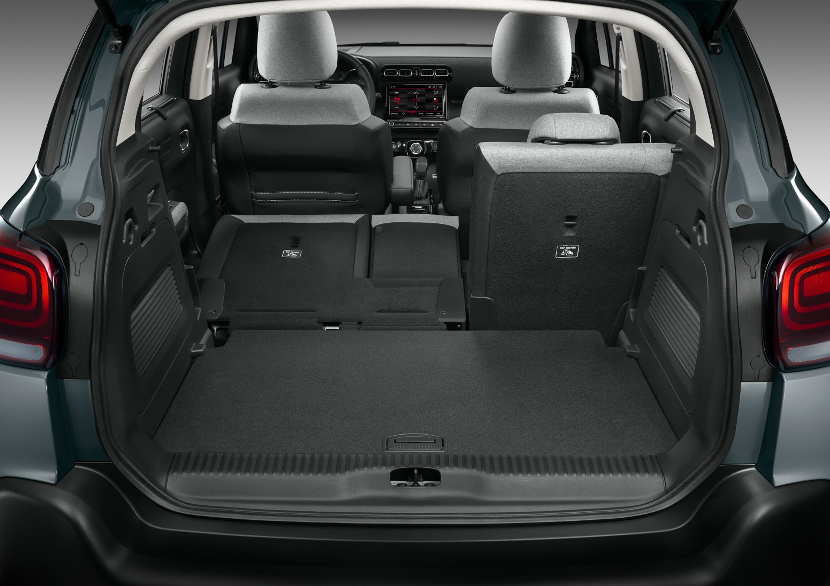 Nový Citroën C3 Aircross - 31 - Fotogalerie: Citroën C3 Aircross v novém kabátě (11/25)