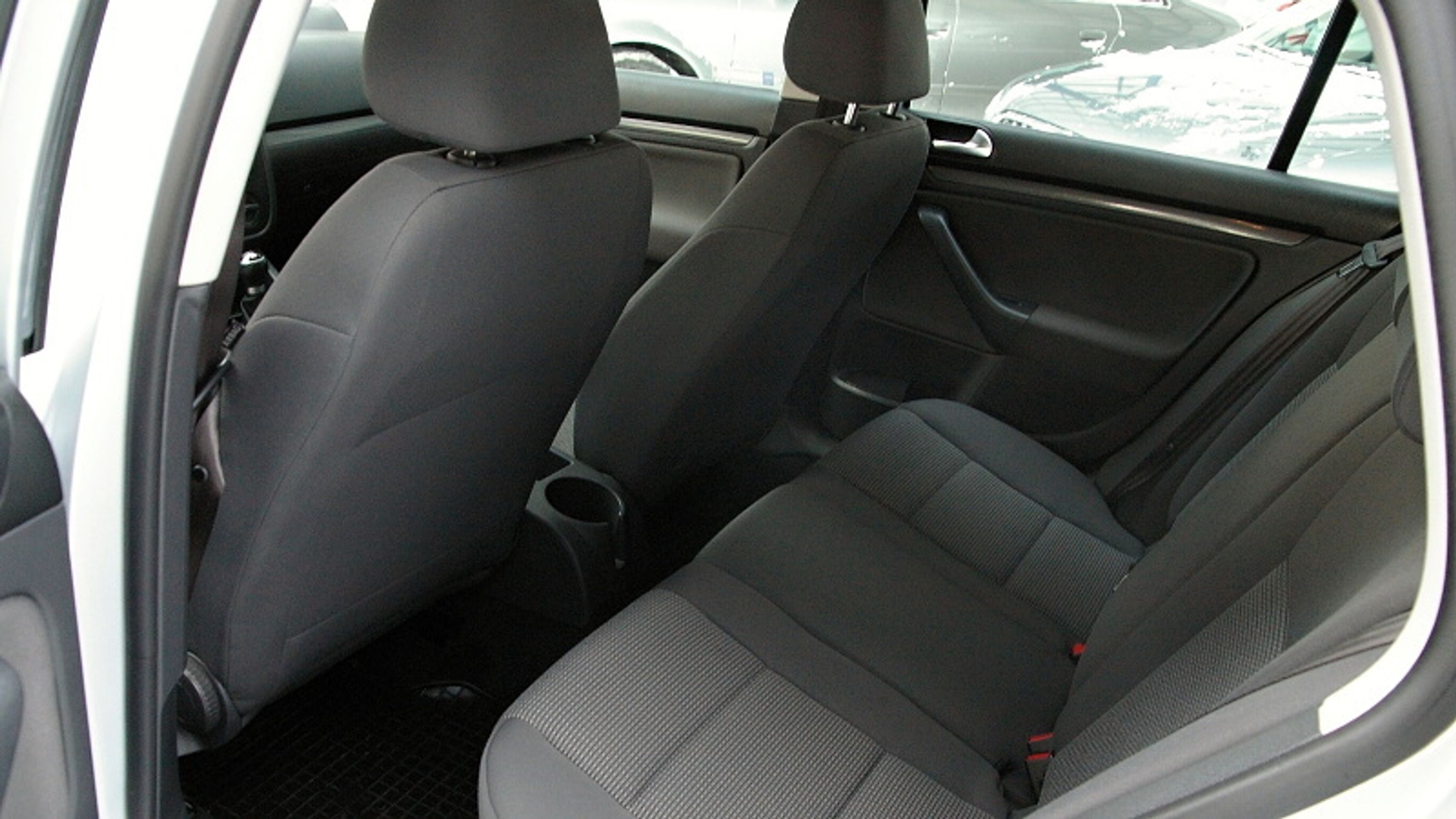Volkswagen Golf Variant V - 7 - GALERIE Volkswagen Golf Variant V (3/9)