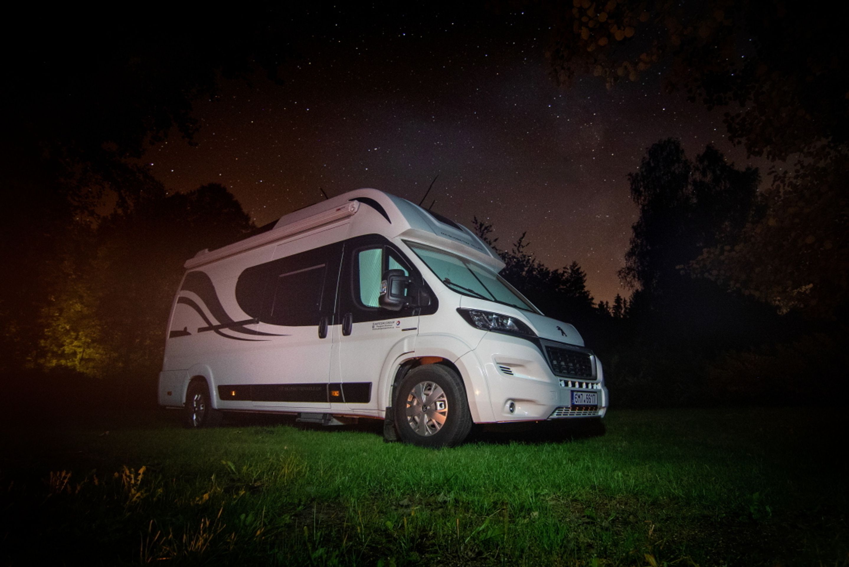 Rodinný obytný vůz Voyager - 33 - Fotogalerie: Parádní obytňák na podvozku Peugeotu Boxer (18/24)