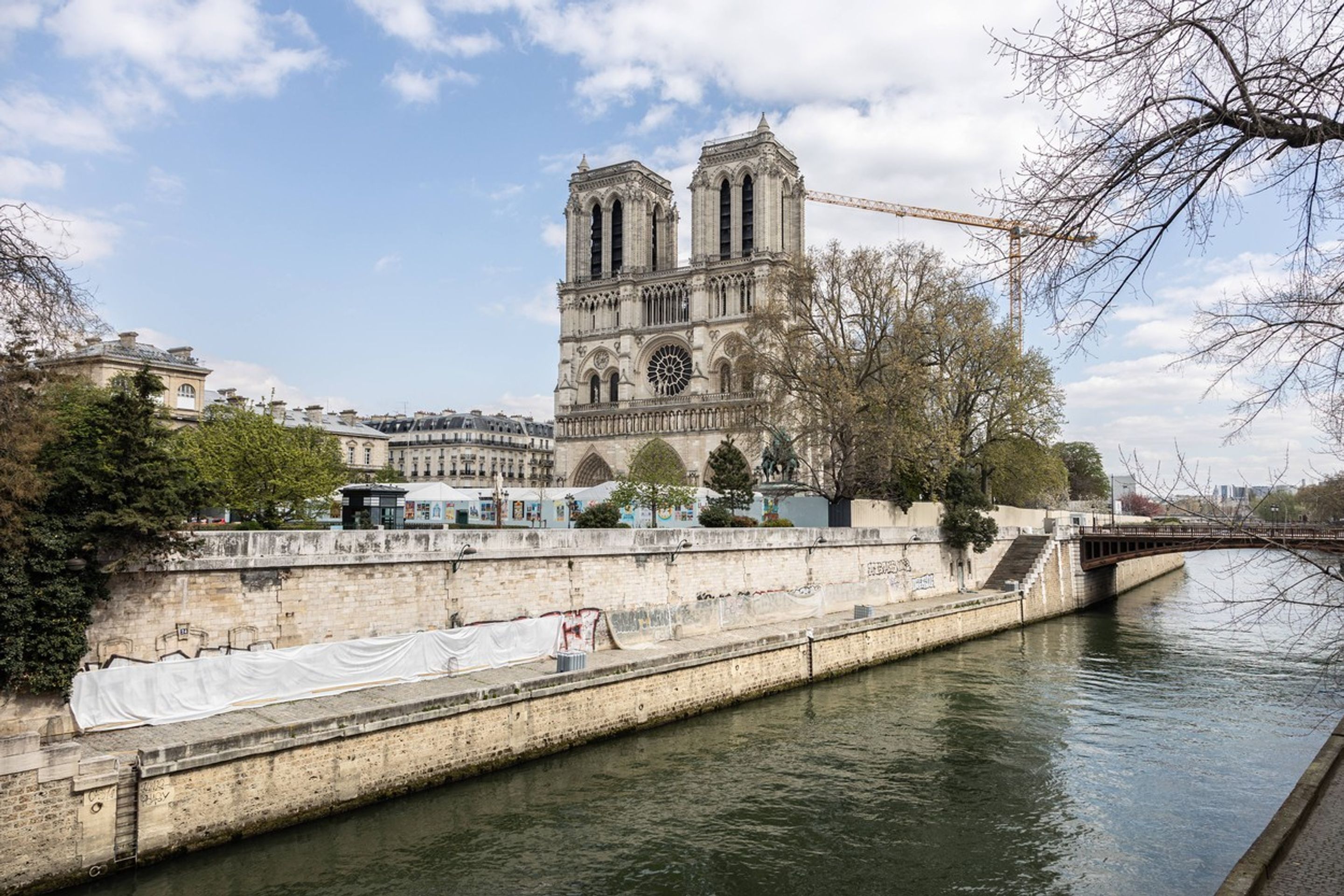 Katedrála Notre-Dame - duben 2021 - 1 - GALERIE: Katedrála Notre-Dame (10/13)