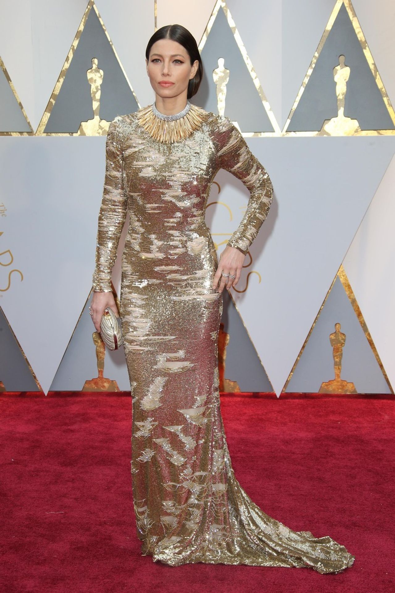Móda z Oscarů - Jessica Biel - GALERIE: Móda z Oscarů (2/17)