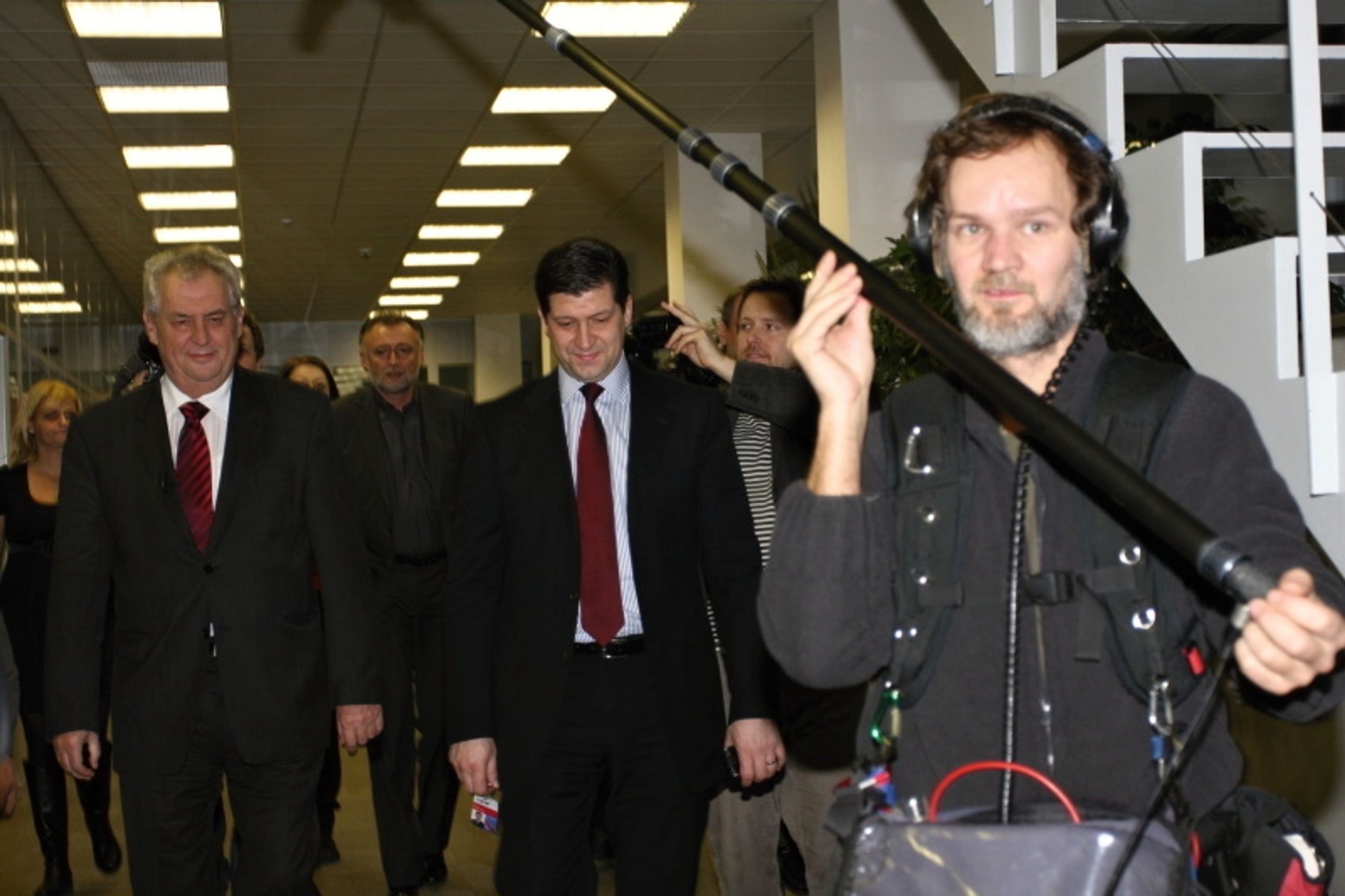Cesta na Hrad – Zeman a Fischer - 16 - Cesta na Hrad – Miloš Zeman a Jan Fischer (6/20)