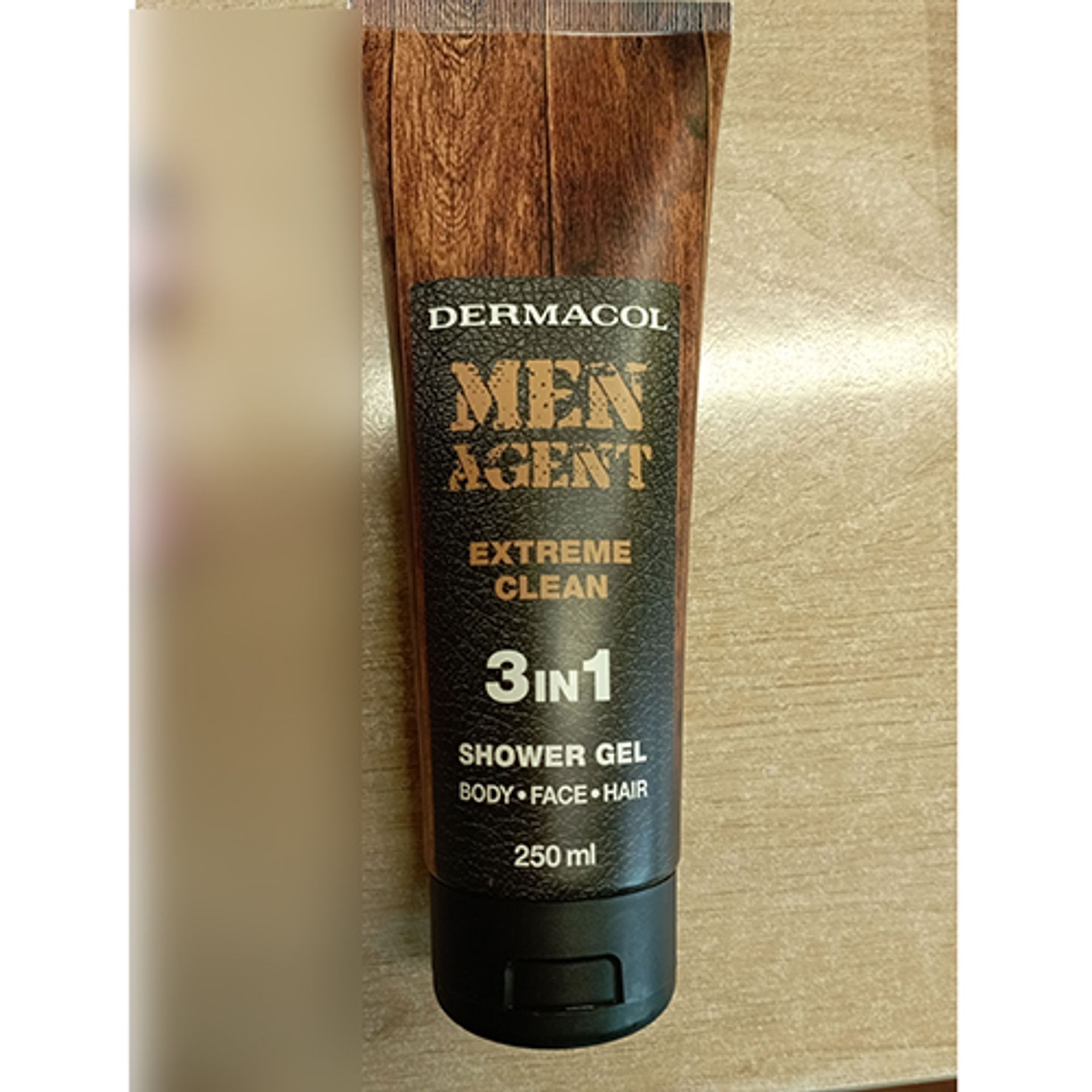 DERMACOL Sprchový gel Men Agent Extreme Clean (1) - Zdraví nebezpečná kosmetika (6/35)