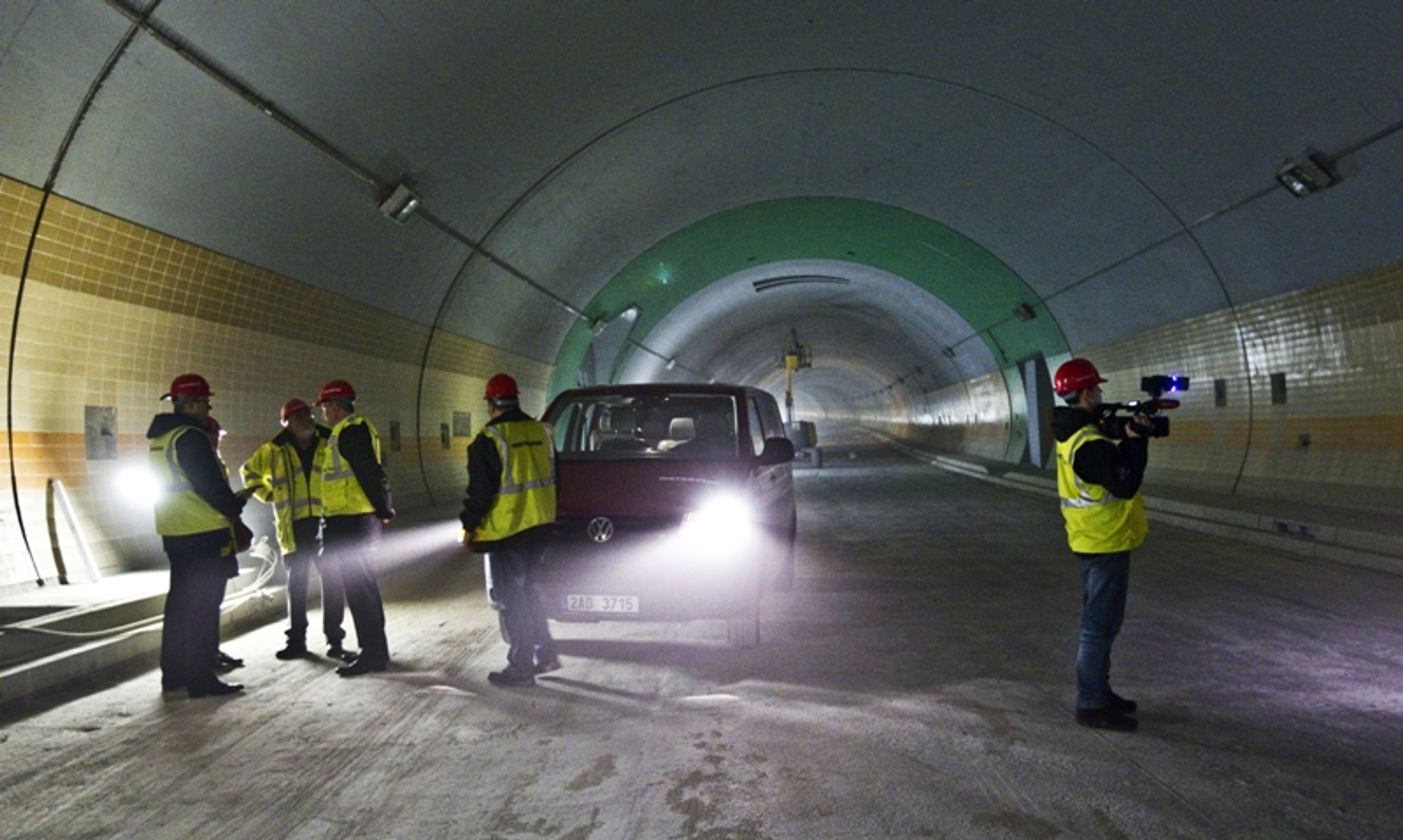 Tunel Blanka - GALERIE: Prohlídka tunelu Blanka (1/8)
