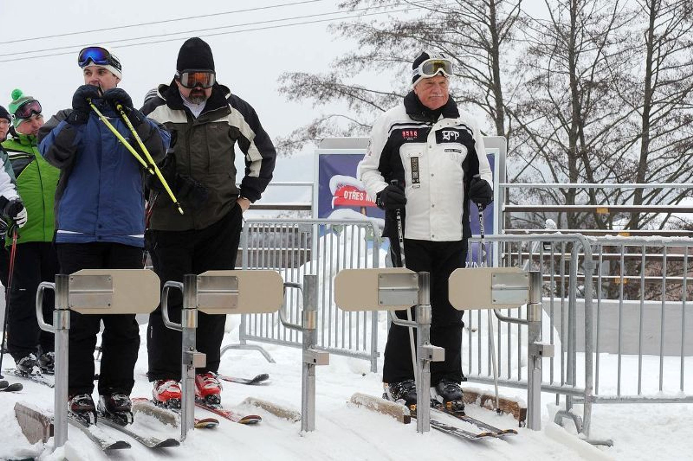 Exprezident Klaus lyžuje na Monínci - 18 - GALERIE: Klaus lyžuje na Monínci v roce 2014 (12/29)