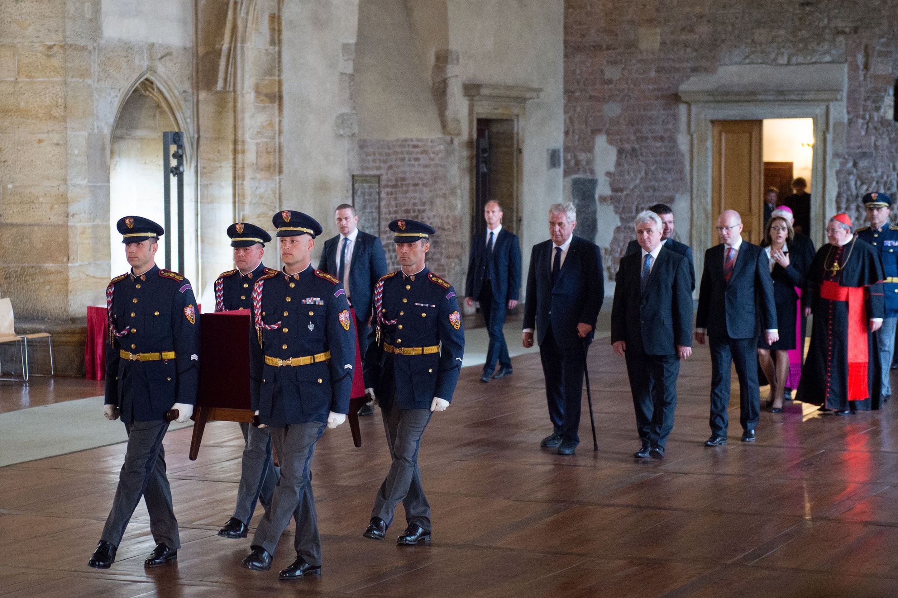 Miloš Zeman u korunovačních klenotů - 4 - GALERIE: Miloš Zeman u korunovačních klenotů (3/17)